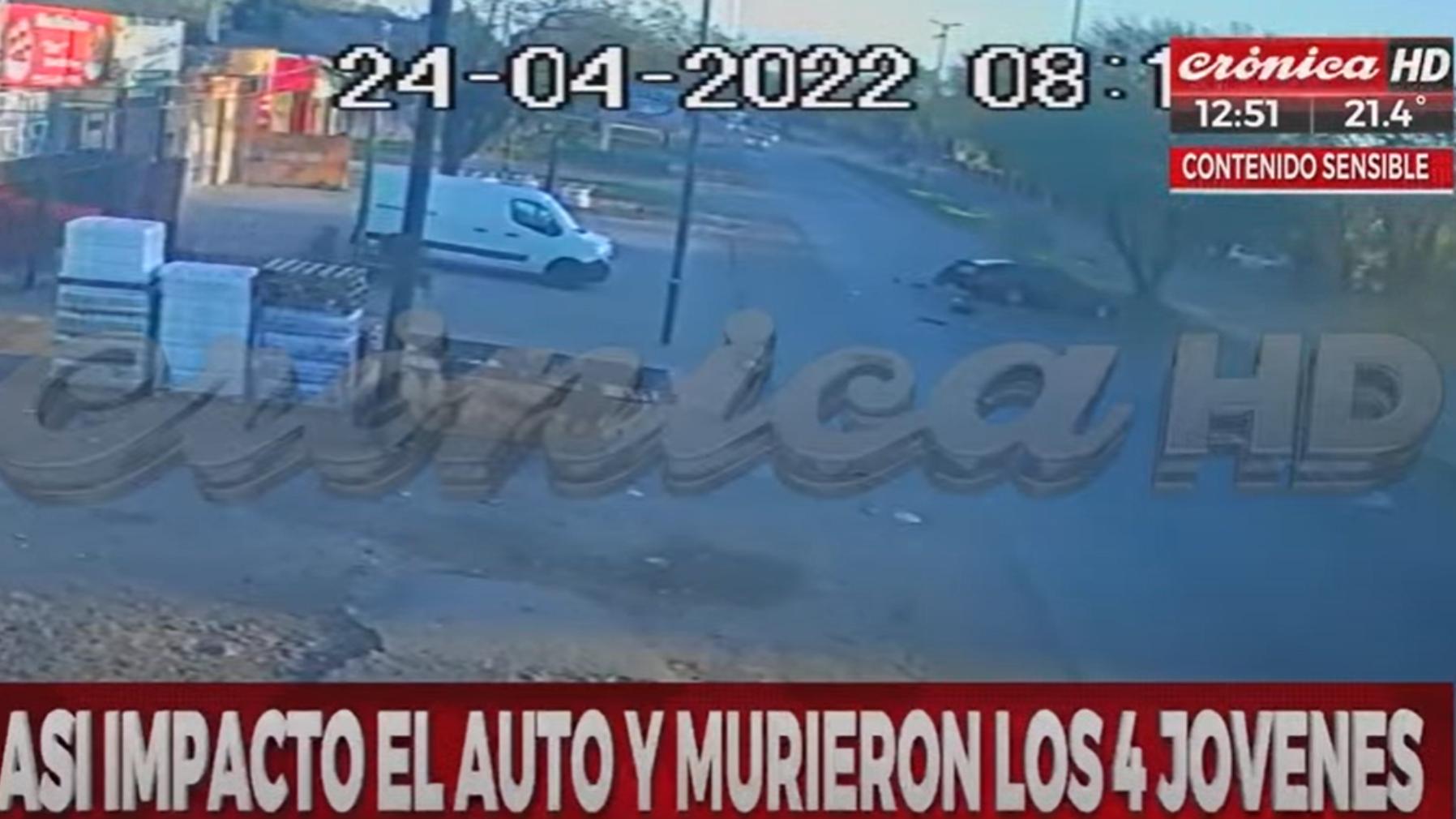 El momento del choque fatal en Longchamps (captura).