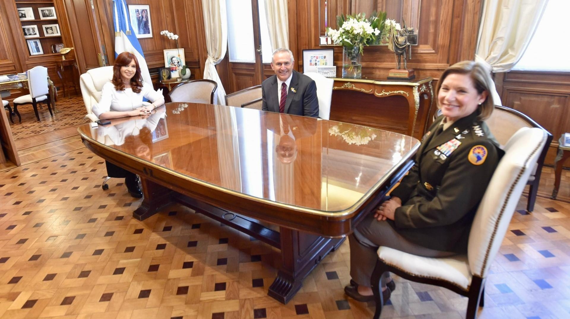 Cristina Kirchner junto a Richardson y Stanley.