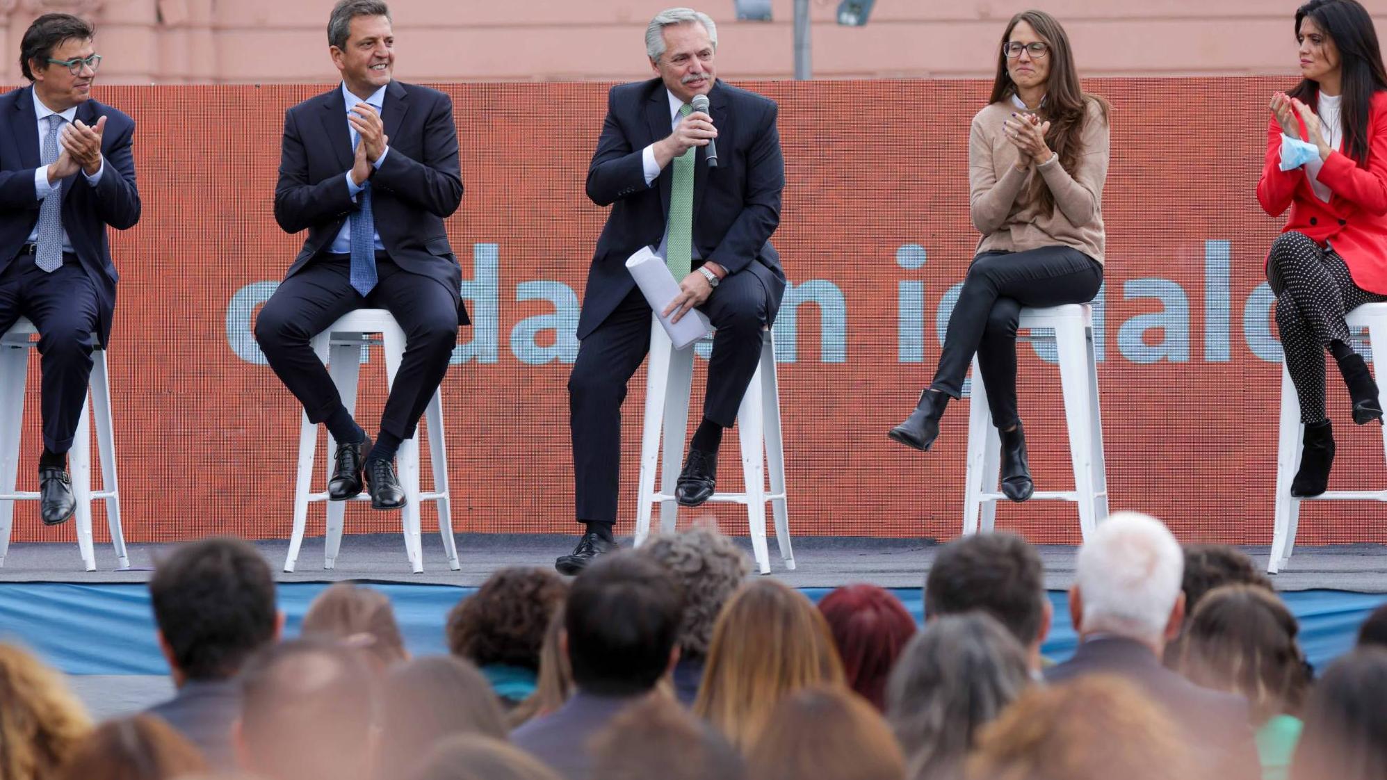 Alberto Fernández presentó el proyecto de ley 