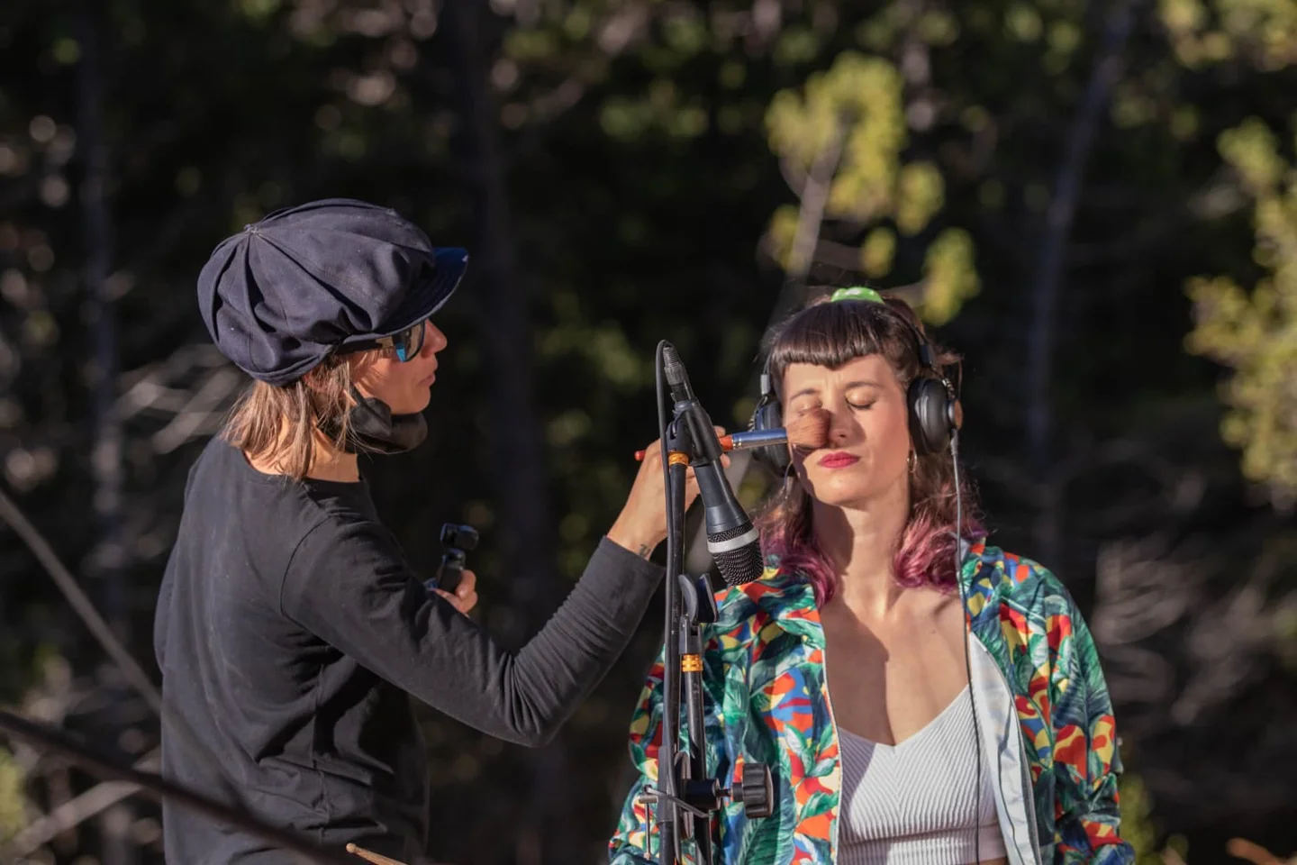 Camila Bordonaba trabajando como directora.