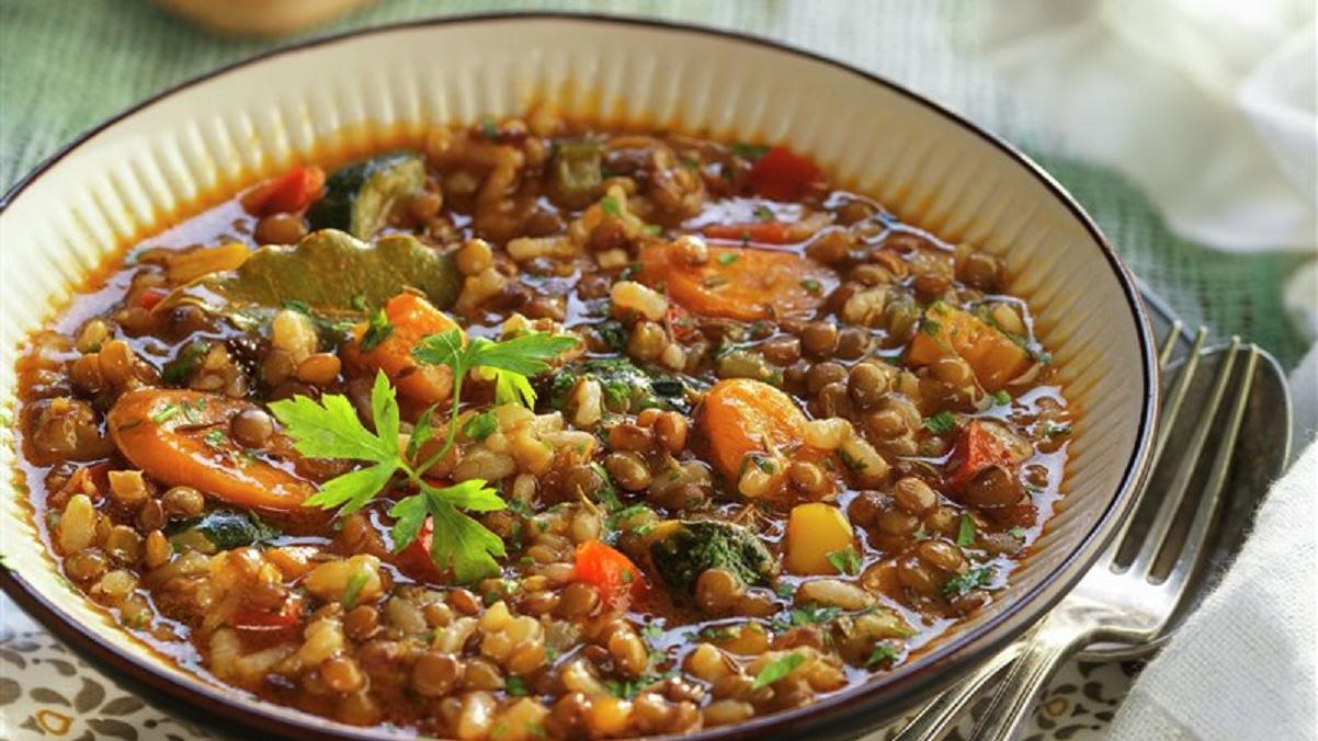 Receta imperdible para un guiso de lentejas calentito con o sin carne.