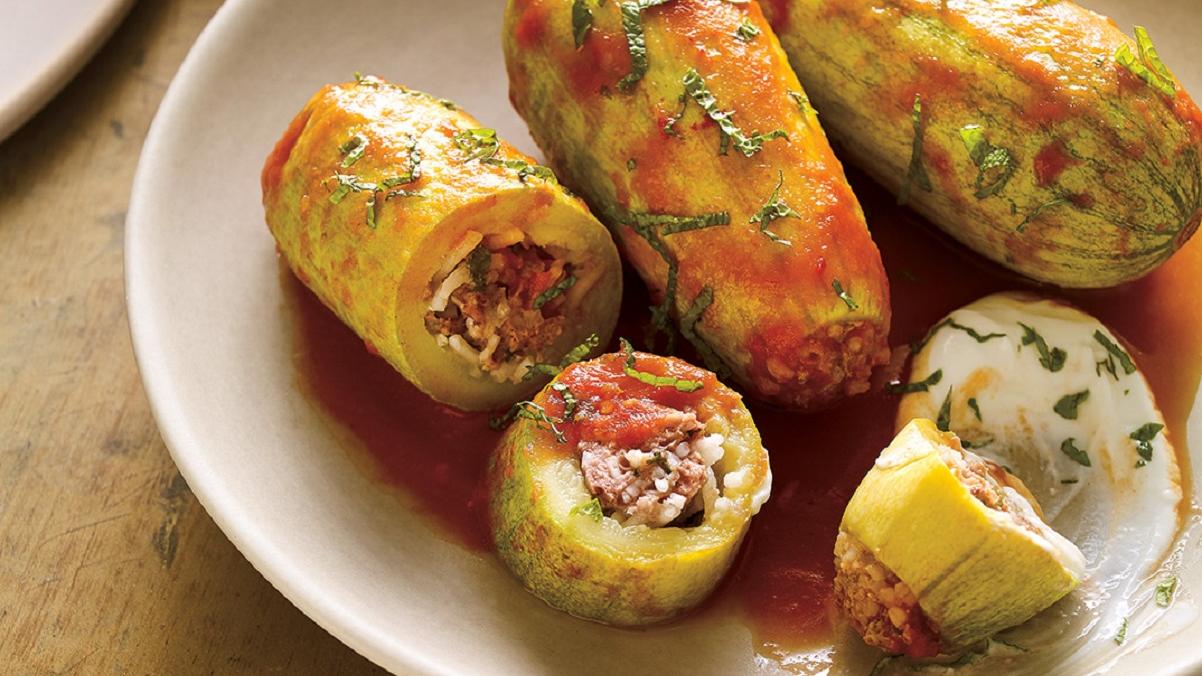 Kusa Mahshi: receta fácil de sabrosos zucchinis rellenos, como los hacía la abuela.