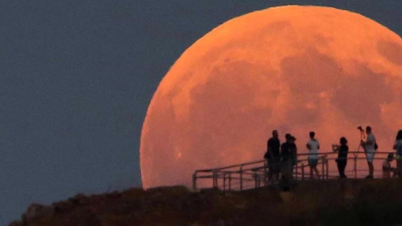 Estos fenómenos naturales ocurren cuando la Tierra se alinea con la Luna y el Sol.