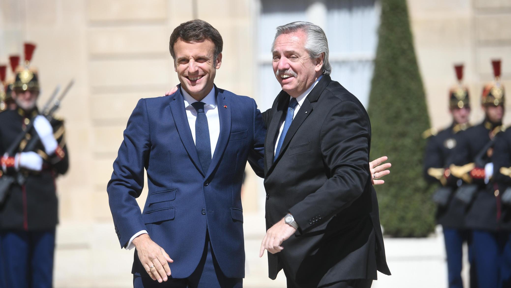 Alberto Fernández, durante su encuentro con Emmanuel Macron, titular del Gobierno francés (Télam).