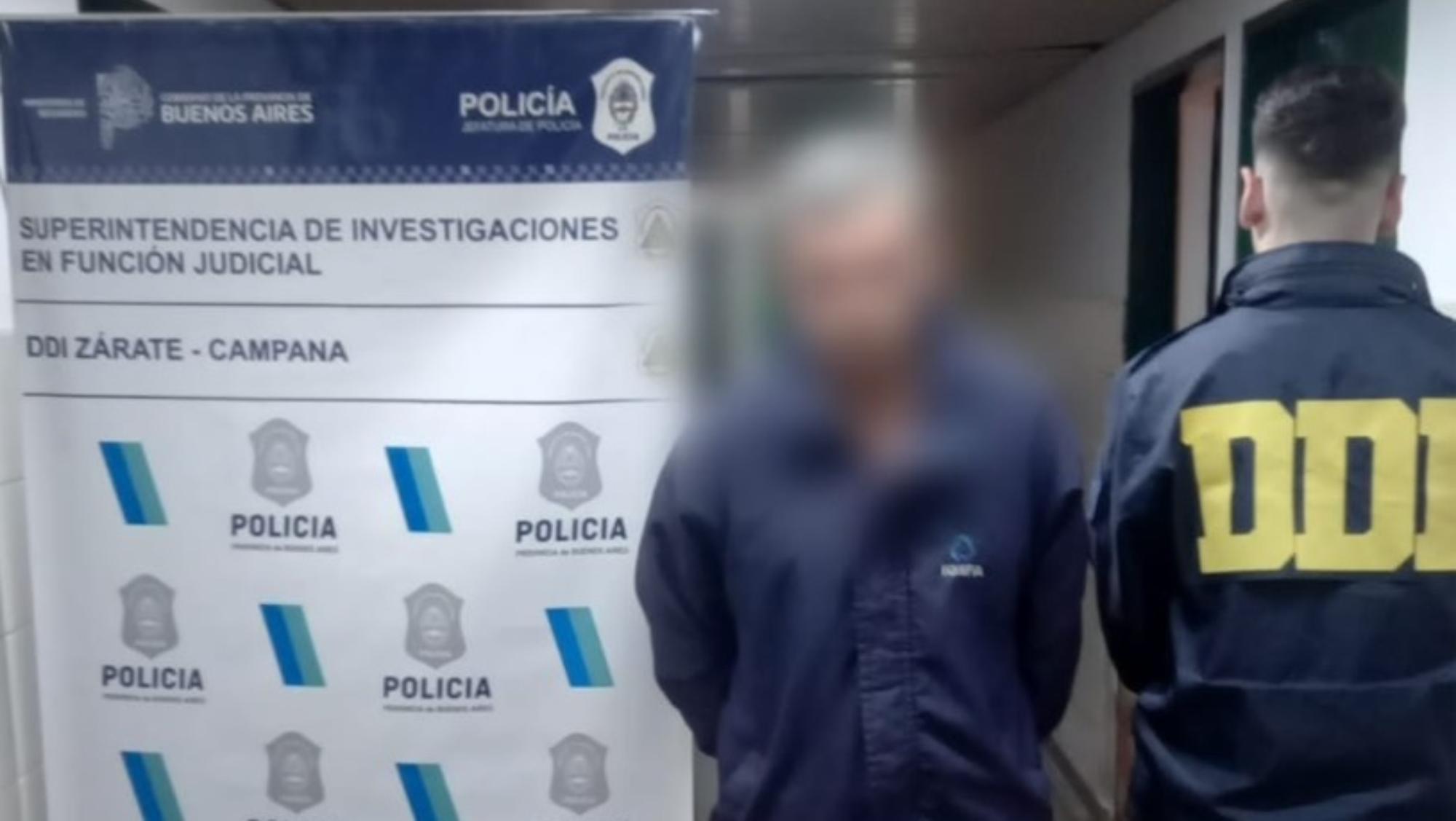 Este es el hombre que fue arrestado por los investigadores policiales.