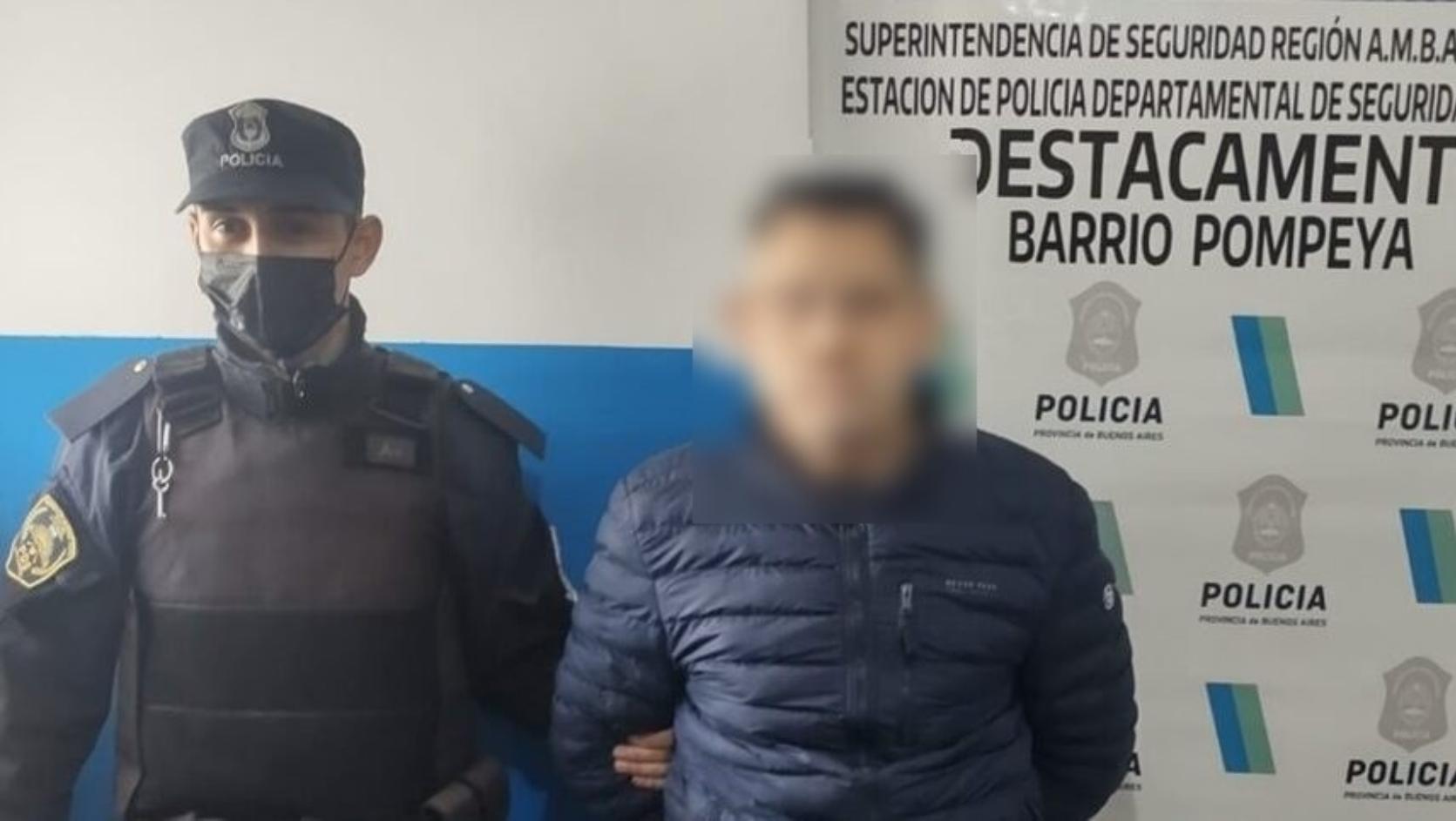 El oficial de 27 años que es investigado por las autoridades judiciales tras haber sido denunciado por abuso sexual.