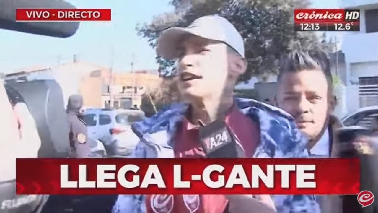 L-Gante habló a la prensa frente a una sede judicial del partido bonaerense de Moreno (Captura de pantalla).