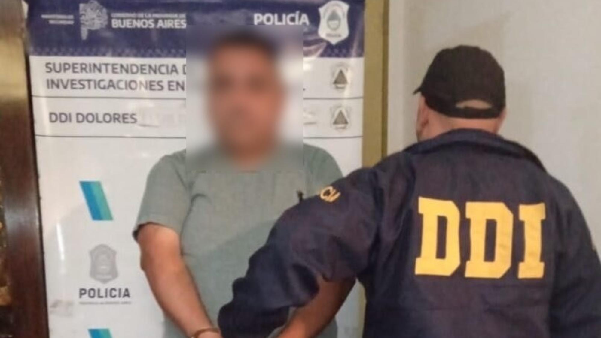 Este es el sujeto, de 52 años, que fue arrestado por los funcionarios policiales.