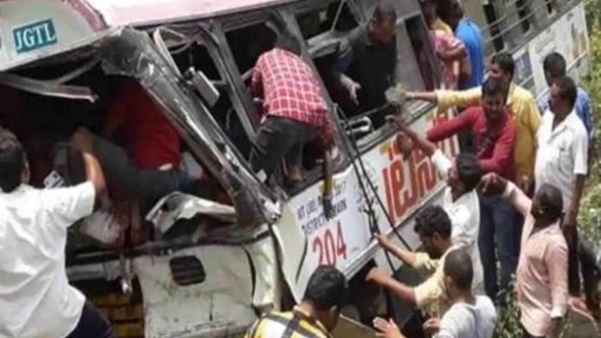 Cayó un colectivo al vació y al menos 22 personas murieron en India. (Imagen de archivo)