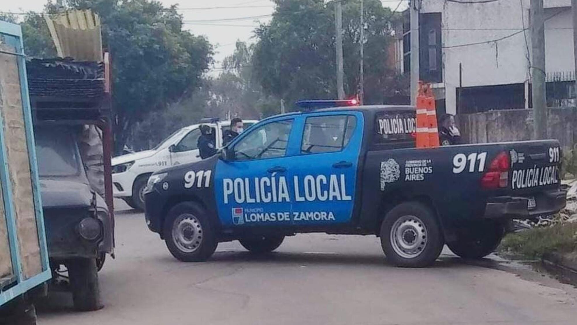 El momento de uno de los macabros hallazgos en el partido bonaerense de Lomas de Zamora (Gentileza DataJudicial.com.ar).