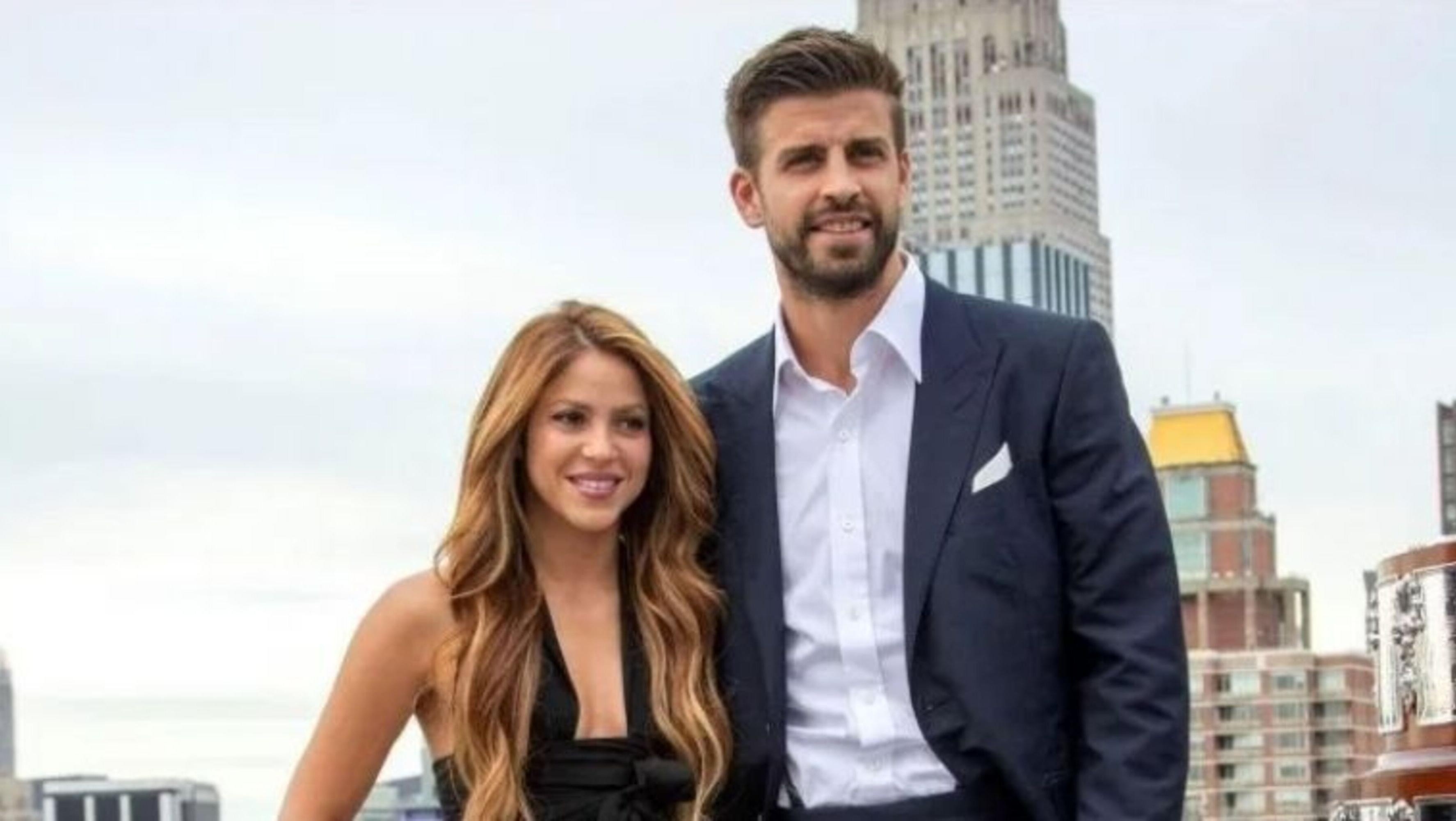 Shakira junto a Gerard Piqué en España.