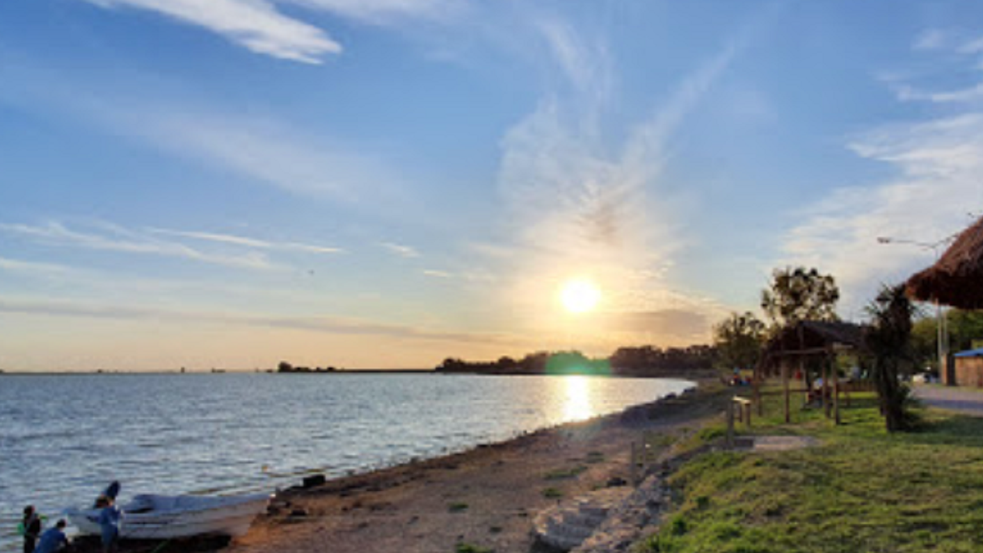 La villa turistica Cochico tiene una de las lagunas mas lindas de Buenos Aires. 