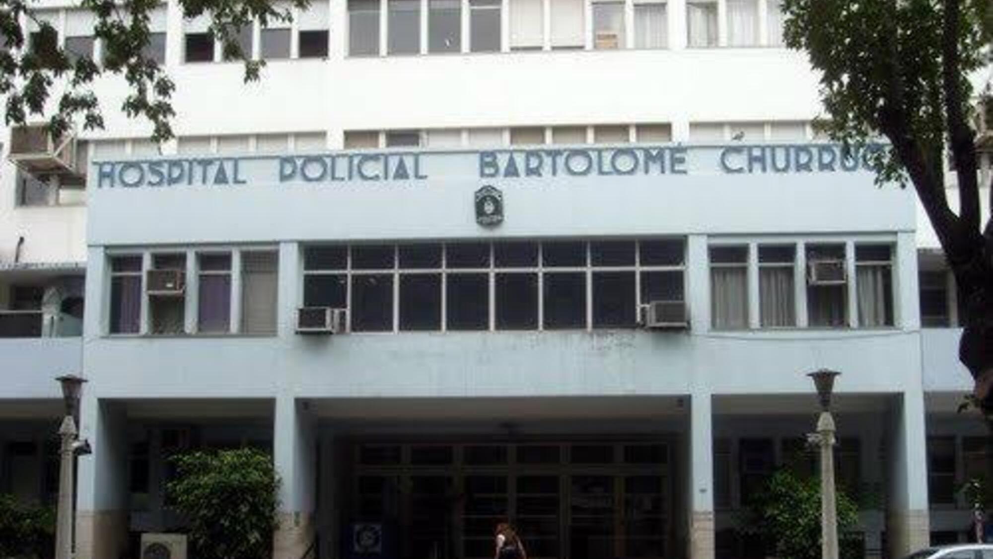 Uno de los policías heridos de gravedad fue trasladado al hospital Churruca.