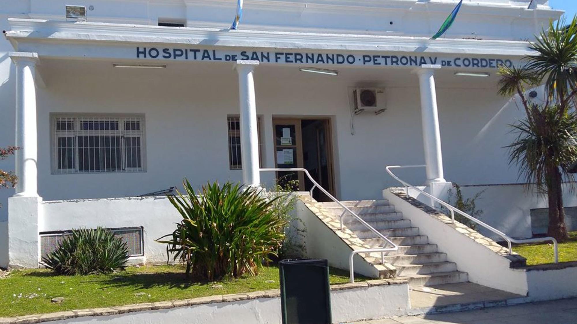 Los heridos fueron atendidos por los médicos en este centro asistencial.