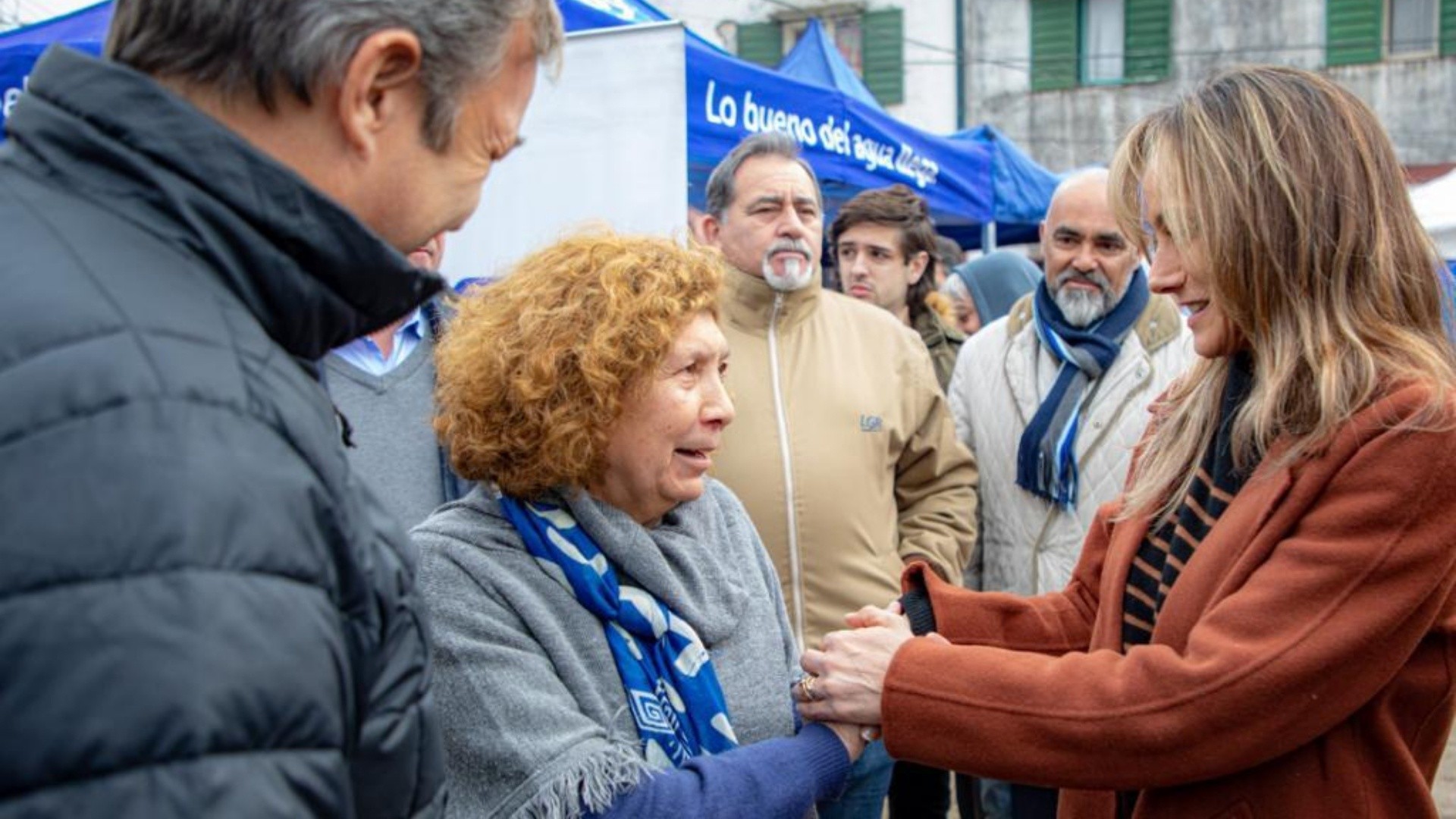 La presidenta de AySA, Malena Galmarini, habilitó una red secundaria cloacal en que beneficiará al 100% del Barrio Garay del partido de Almirante Brown.