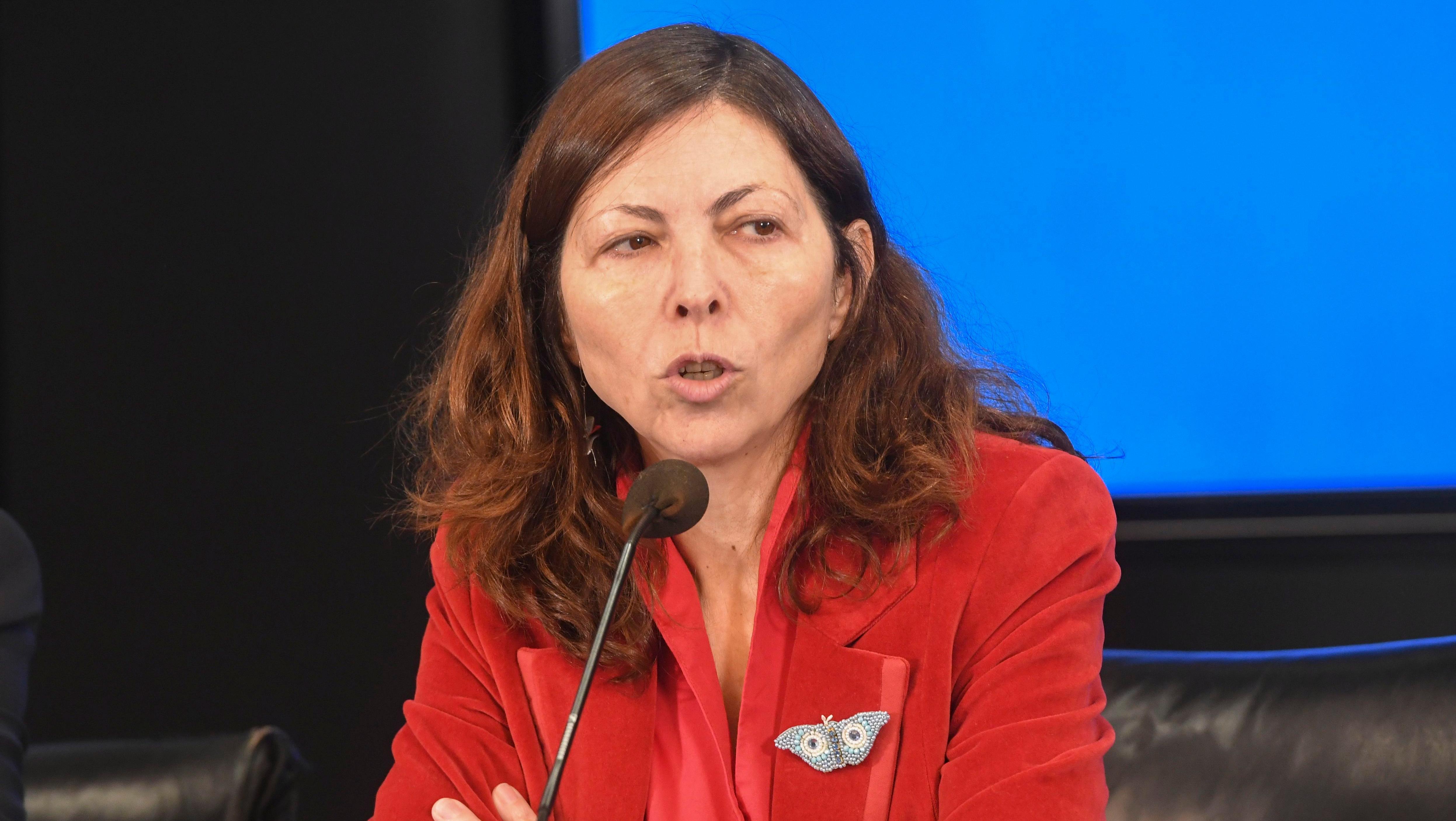 Silvina Batakis brindó este lunes su primera conferencia de prensa como ministra de Economía (Télam)..