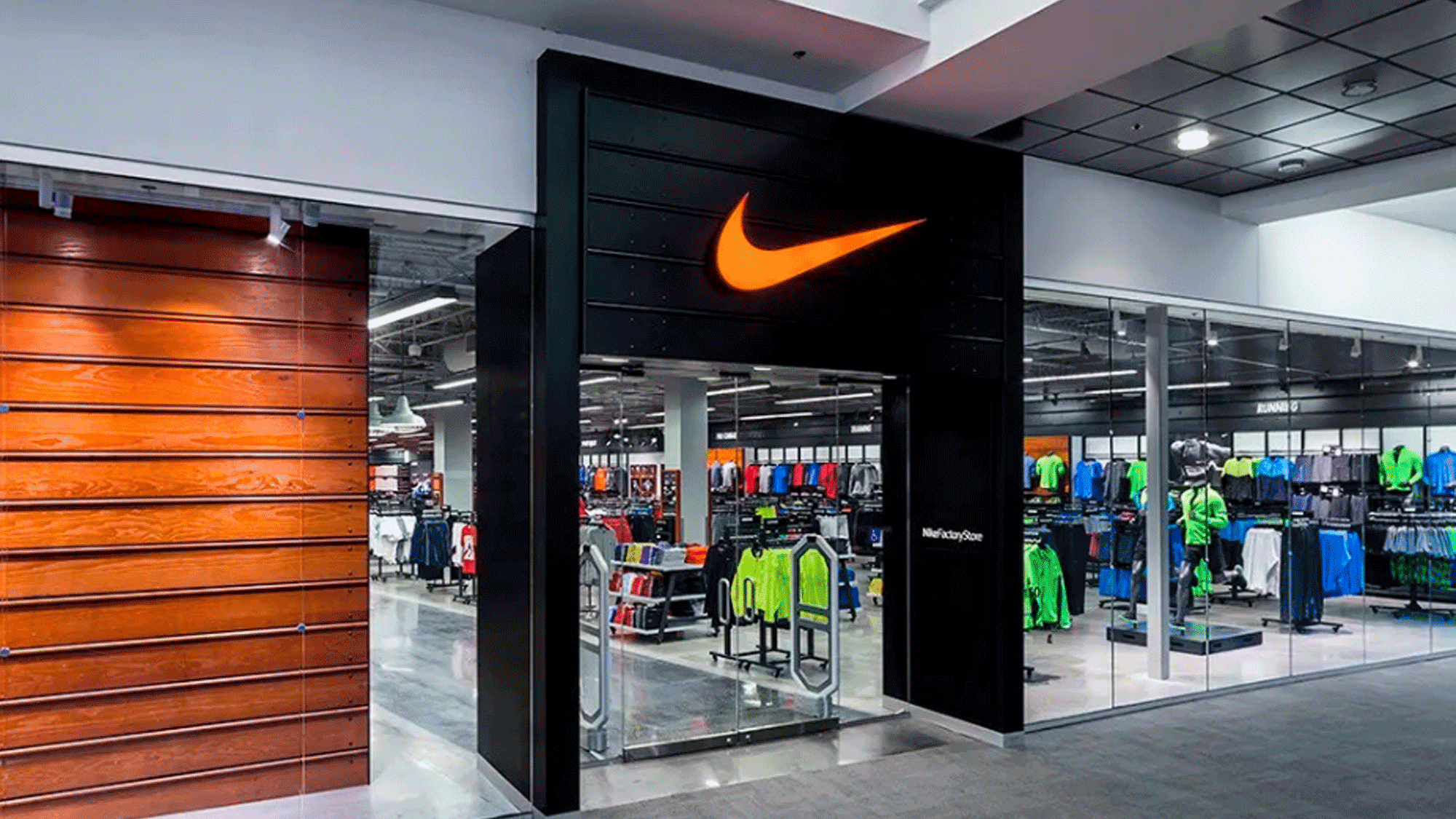 Nike lanzó ofertas laborales con pocos requisitos y con sueldos de hasta $275.000: cómo postularse