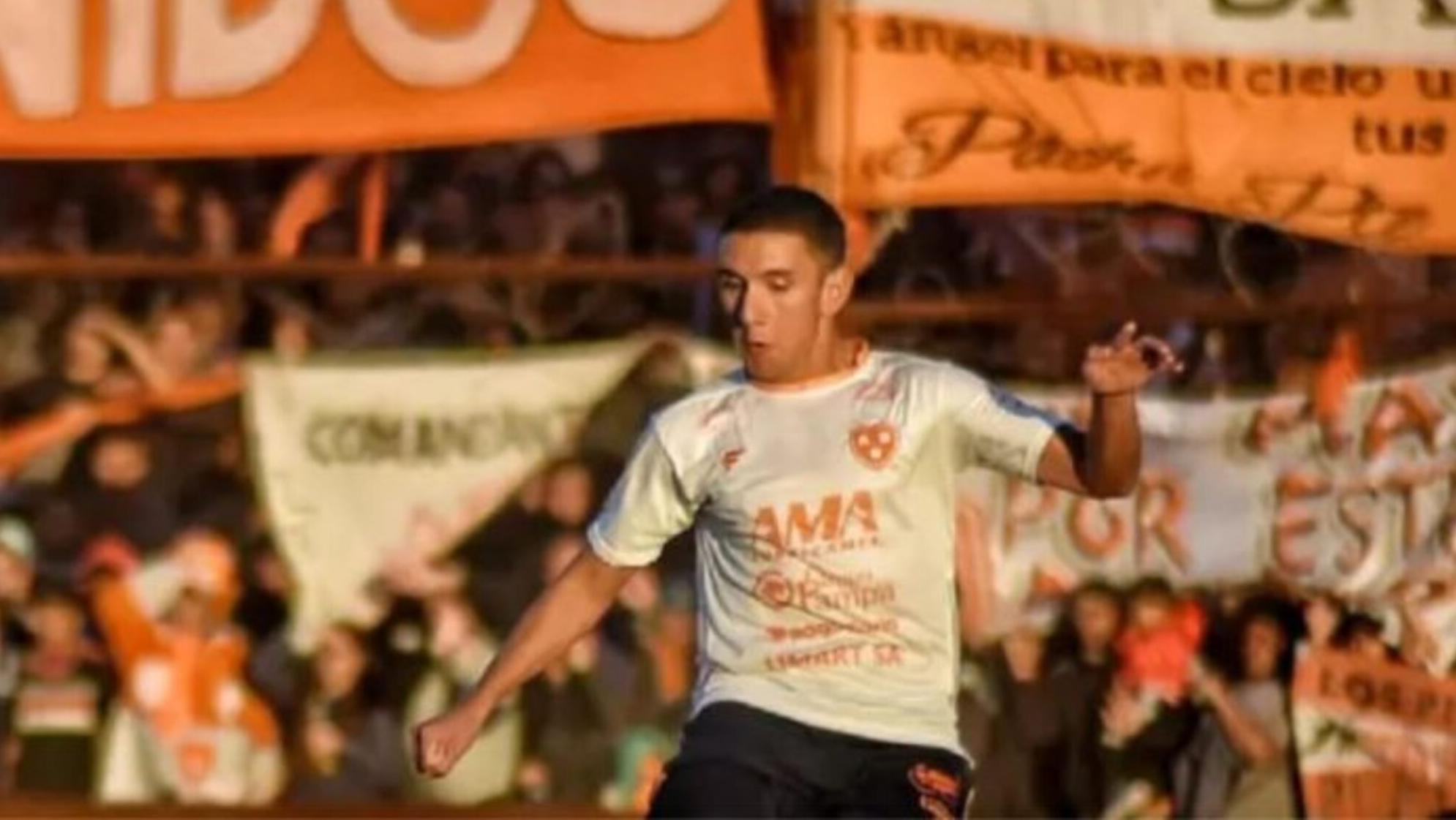 Federico Potarski jugaba como defensor en el club Berazategui (Gentileza Periódico El Progreso).