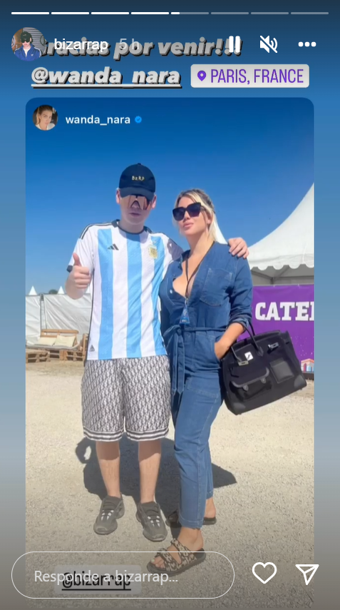 Bizarrap junto a Wanda Nara en París.