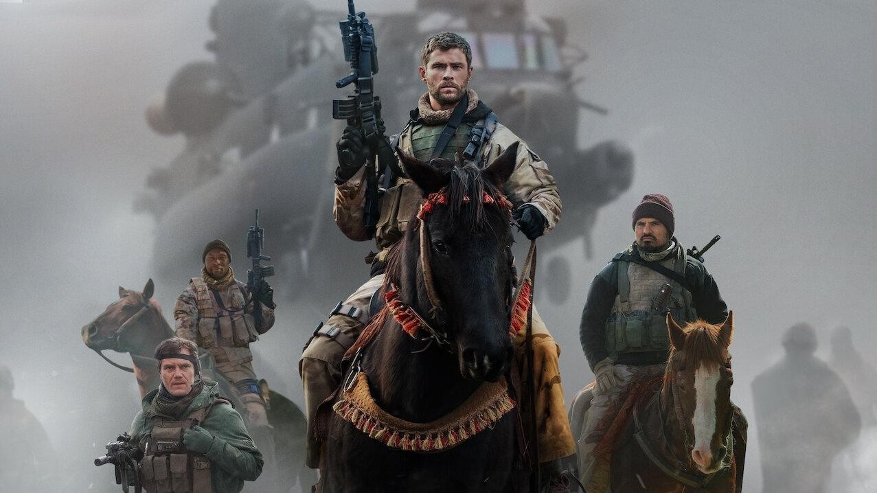 Chris Hemsworth es el protagonista de Tropa de Héroes, la película furor en Netflix.