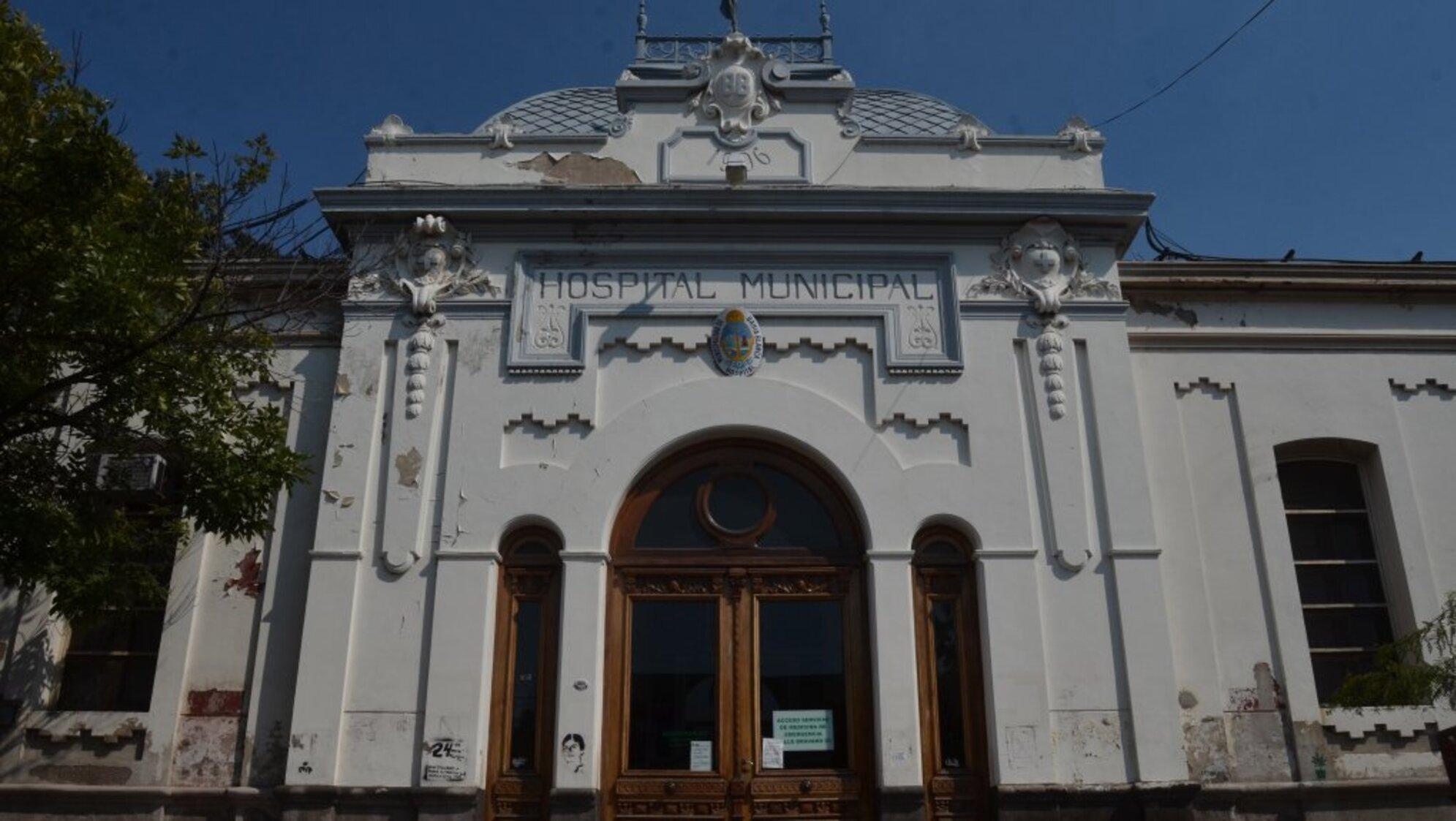 Por las lesiones ocasionadas, la víctima fue internada en el Hospital Municipal de Bahía Blanca. 