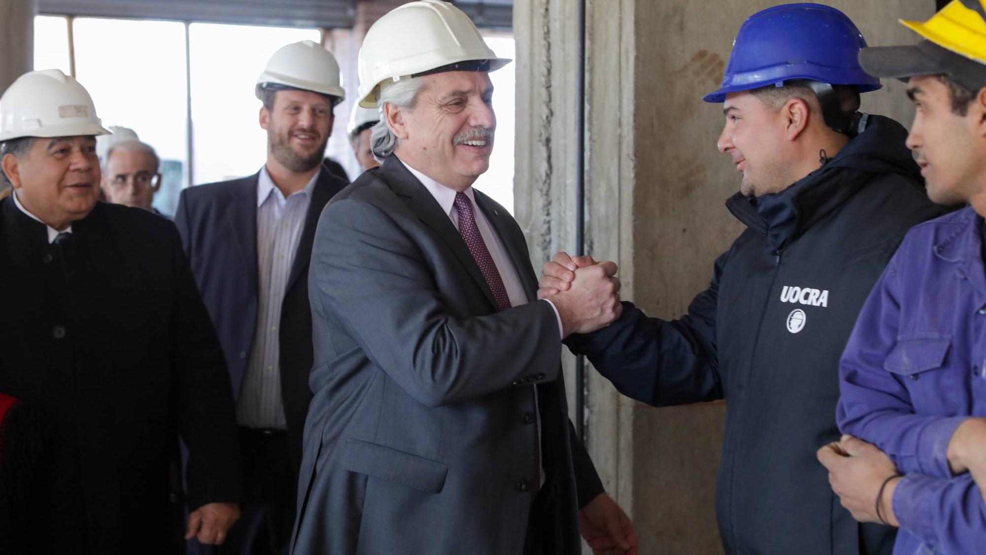 Alberto Fernández recorrió las obras de la autopista Presidente Perón y de la Universidad de José C. Paz.