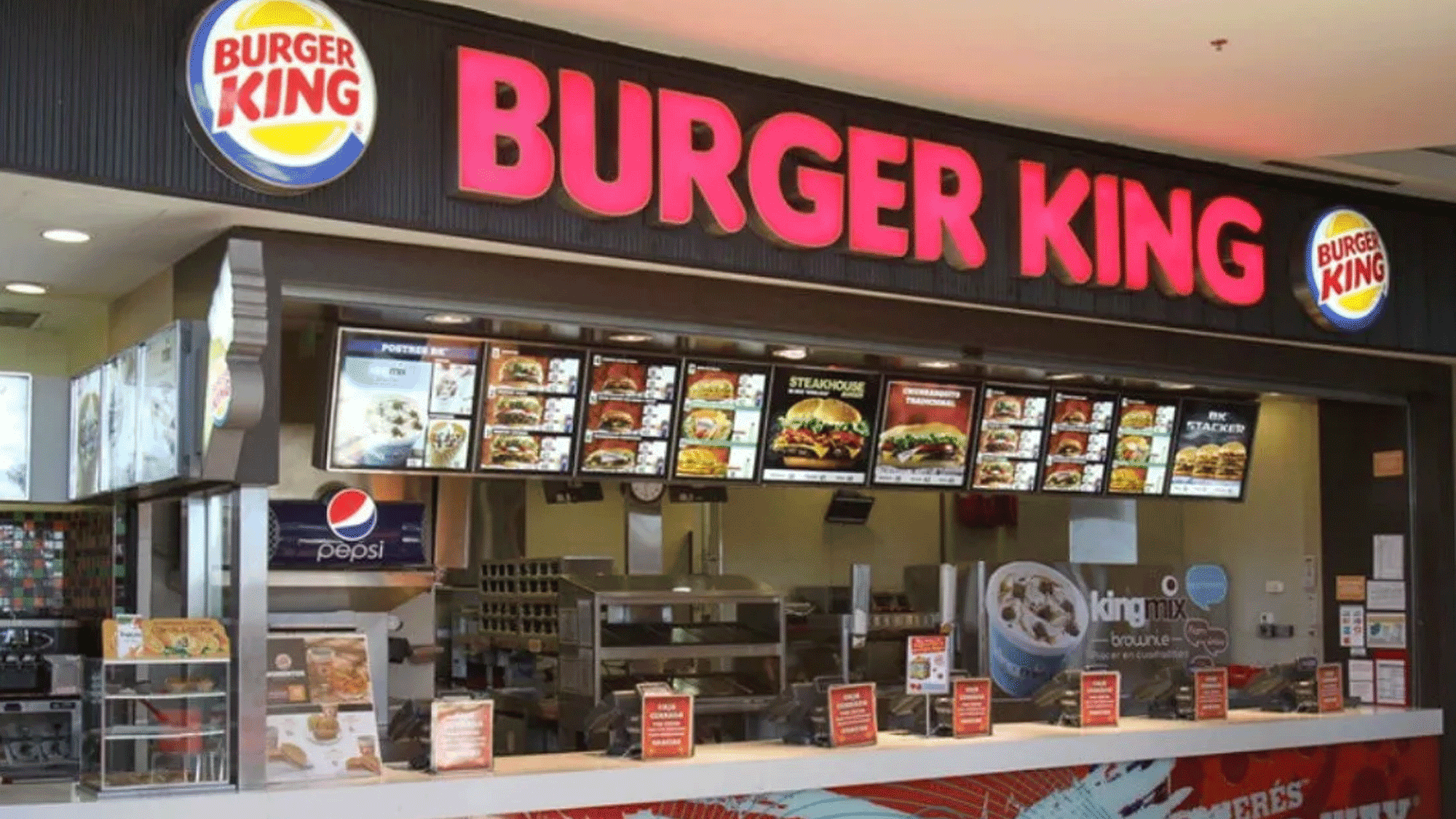 Burger King busca jóvenes para emplear y abre las vacantes de puestos “part-time”: ofrecen sueldos a partir de $97.000