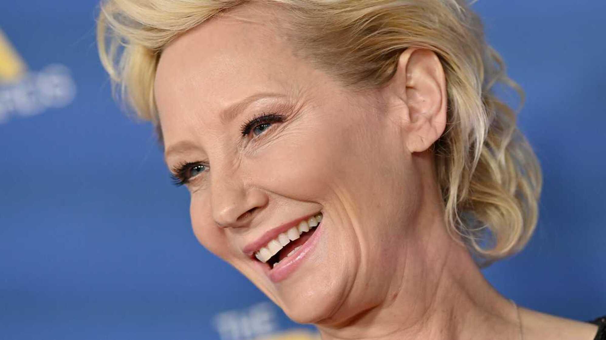 Anne Heche, actriz de 53 años, debió ser hospitalizada y está en estado crítico.