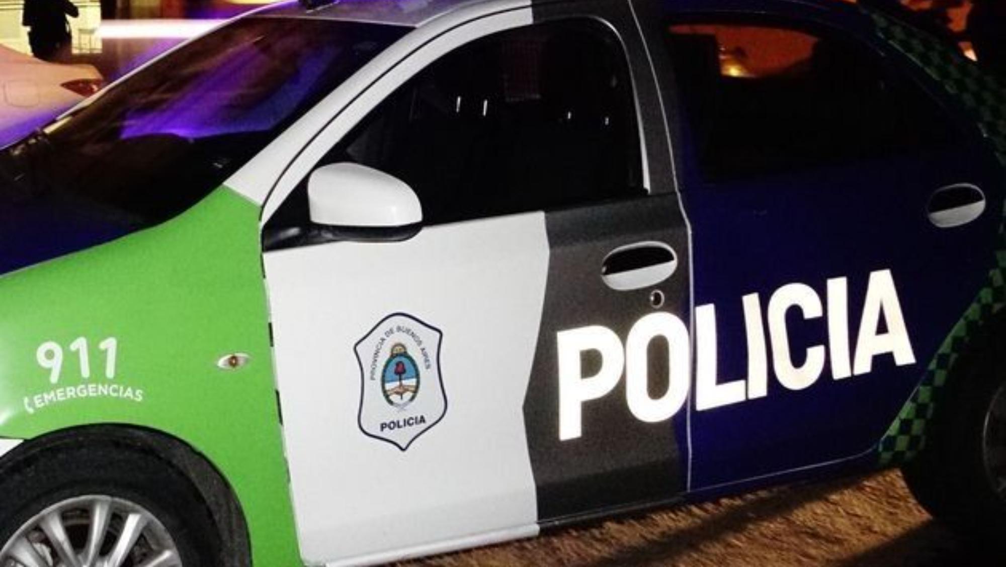 La Policía se encontró con la macabra escena en una casa de Presidente Derqui.