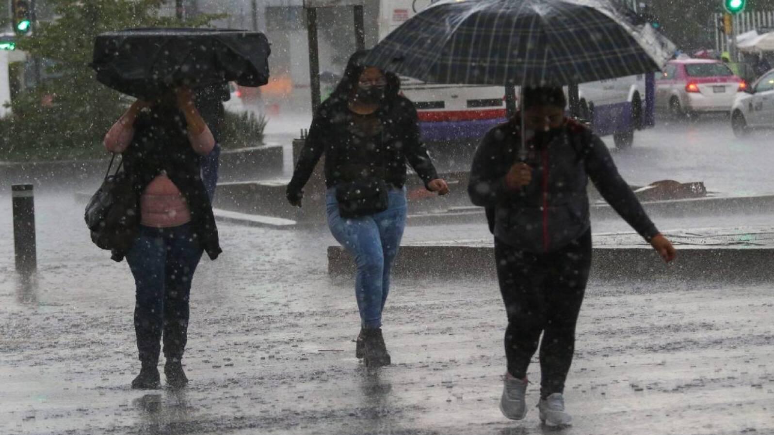 Alerta meteorológica nivel naranja: prevén fuertes tormentas, actividad eléctrica y ráfagas de viento en varias provincias