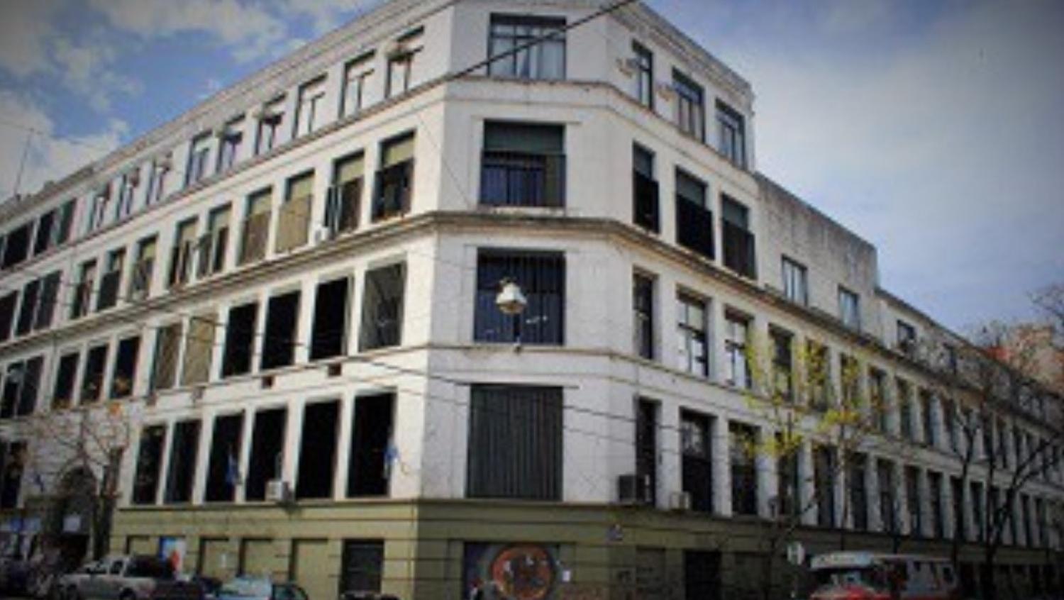 El Instituto de Geografía de la UBA funciona en el cuarto piso de la Facultad de Filosofía y Letras.