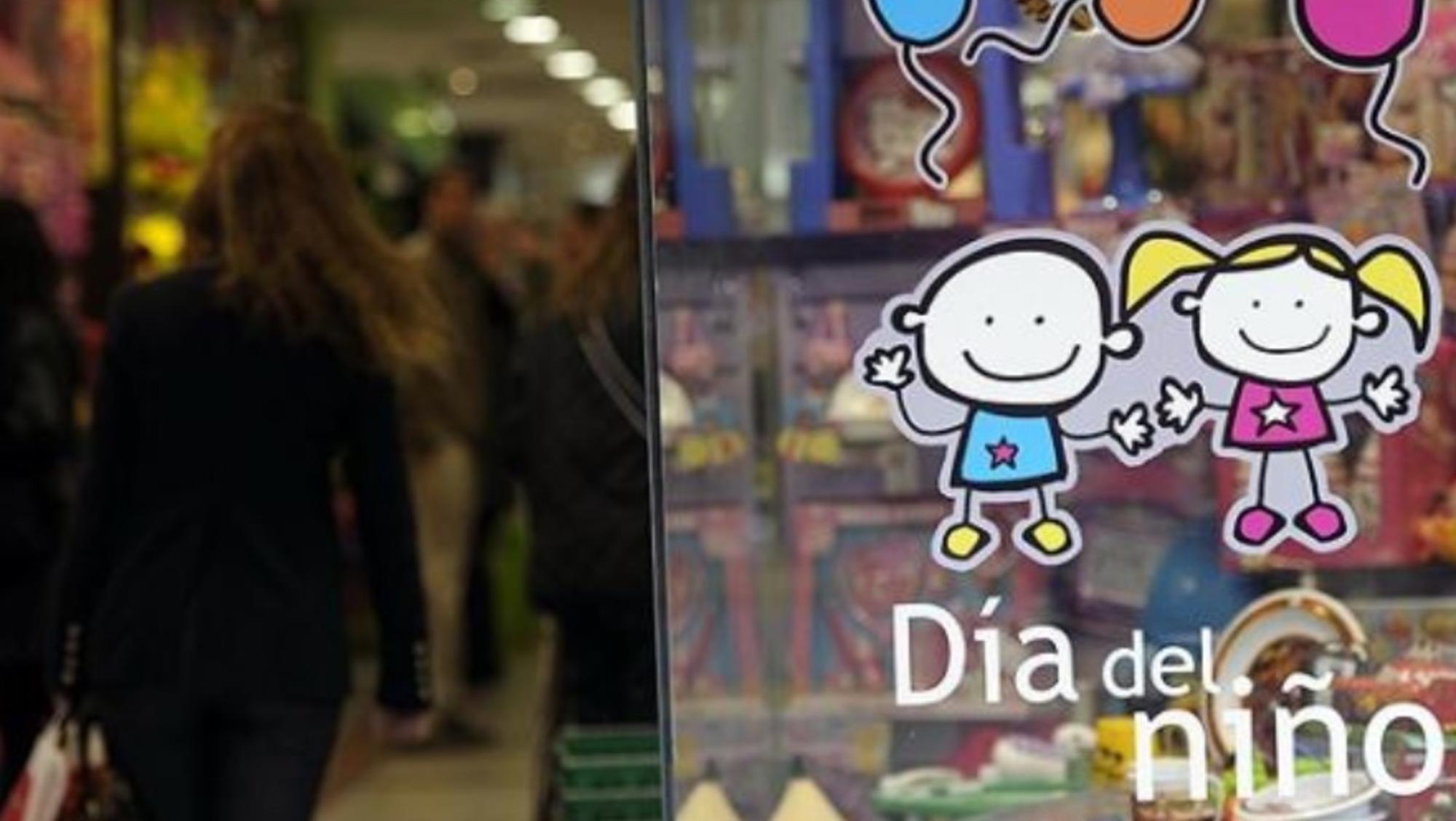 Las jugueterías ya notaron el aumento de los consumidores en búsqueda de regalos a buen precio para el Día del Niño. (Archivo/Télam)