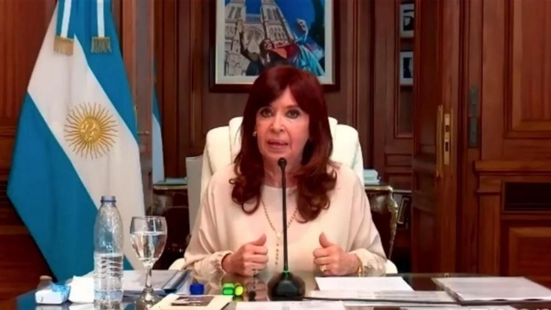 Cristina Kirchner se defendió con un descargo desde su despacho del Congreso.