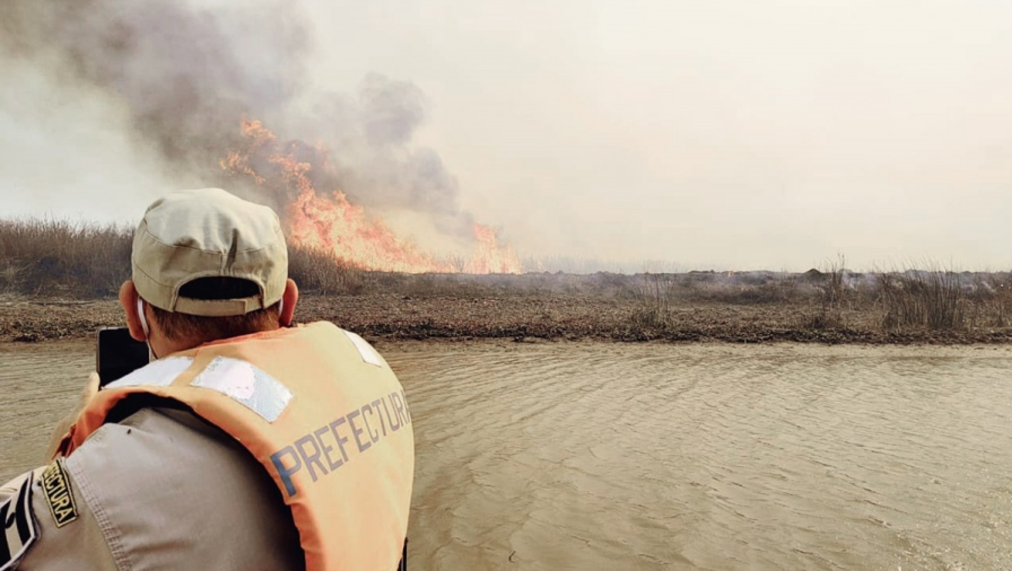 Tres detenidos por los incendios en el Delta . Foto Télam.