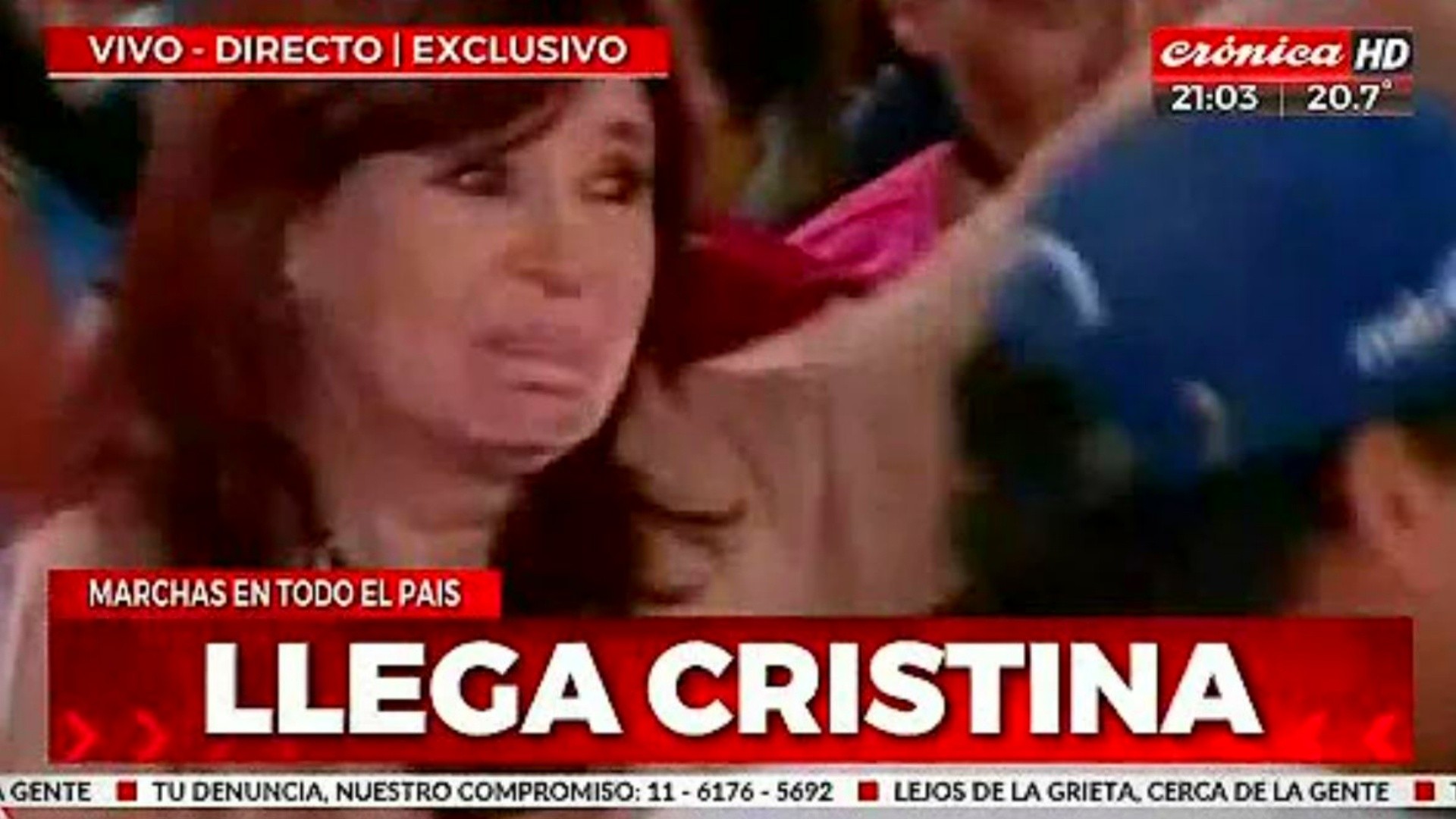 Cristina Kirchner y su emoción por el masivo apoyo de sus seguidores (Crónica HD).