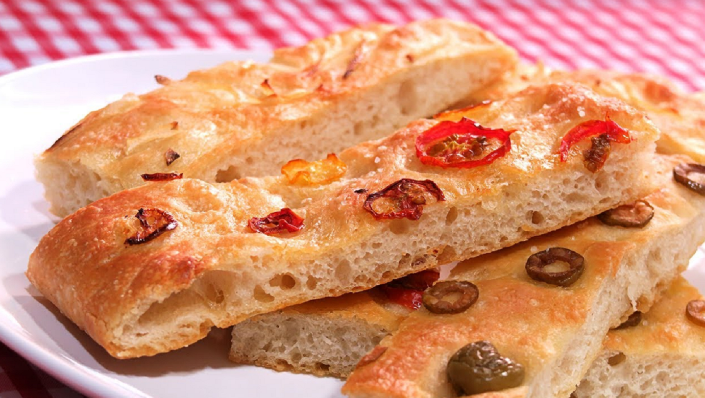 Receta fácil y rica: cómo preparar paso a paso la focaccia, el exquisito pan italiano