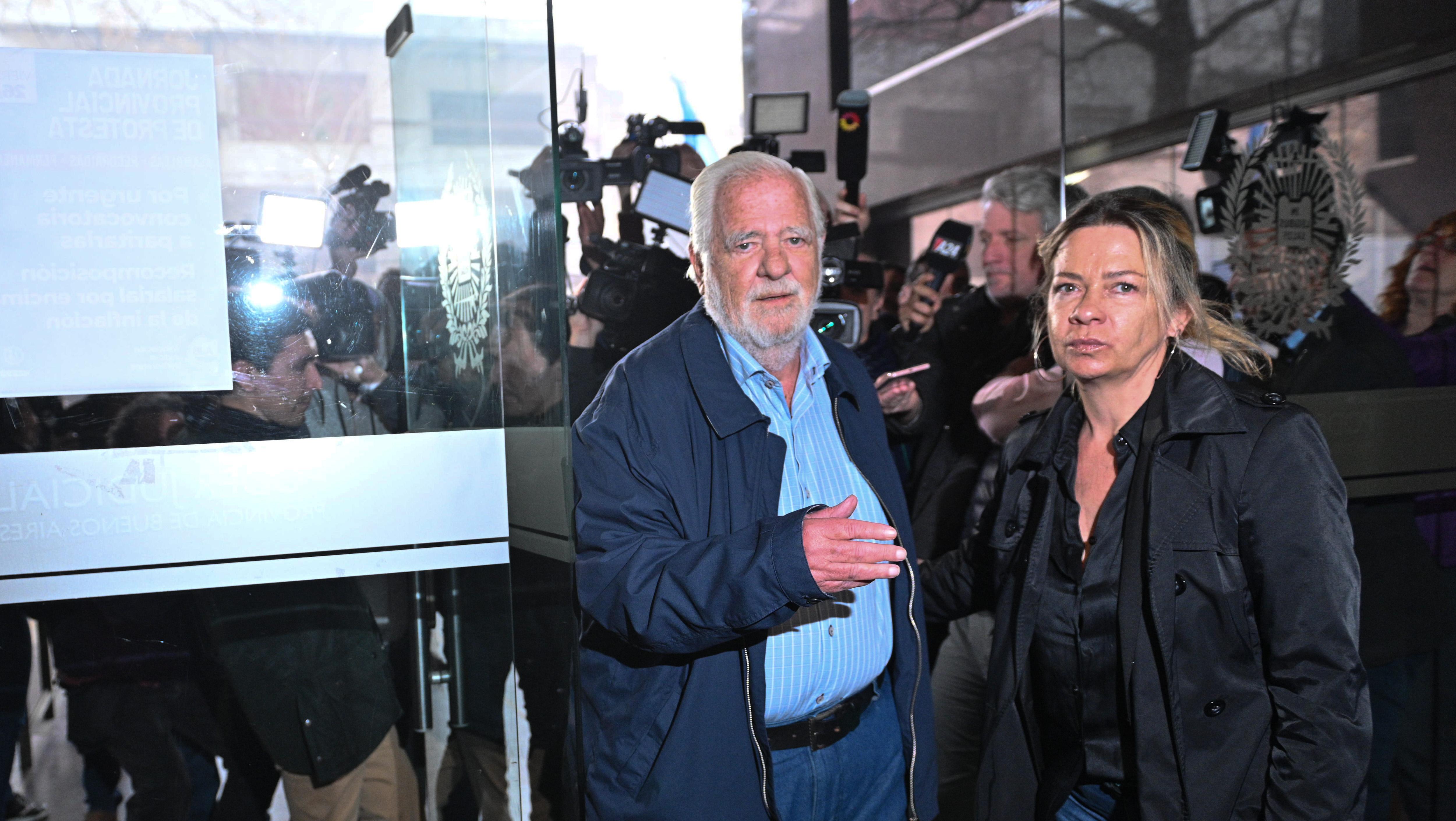 Carlos Carrascosa llegando a los Tribunales de San Isidro como testigo. Foto Télam