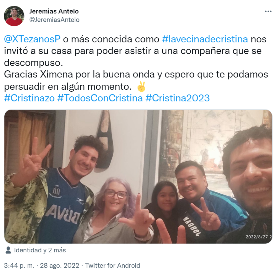 Militantes agradecieron la ayuda a la vecina de Cristina Kirchner.