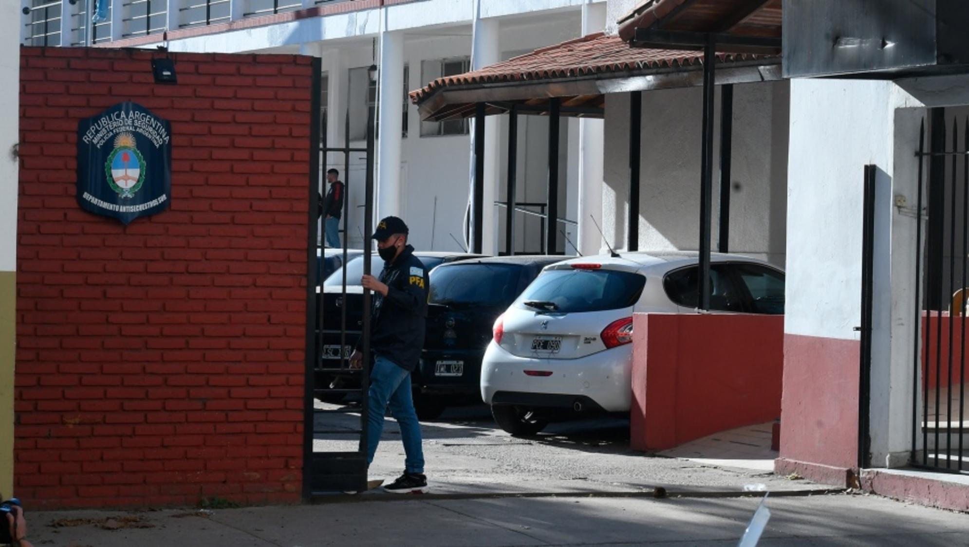 El atacante permanece detenido en una dependencia de la Policía Federal del barrio porteño de Palermo (Foto Télam).