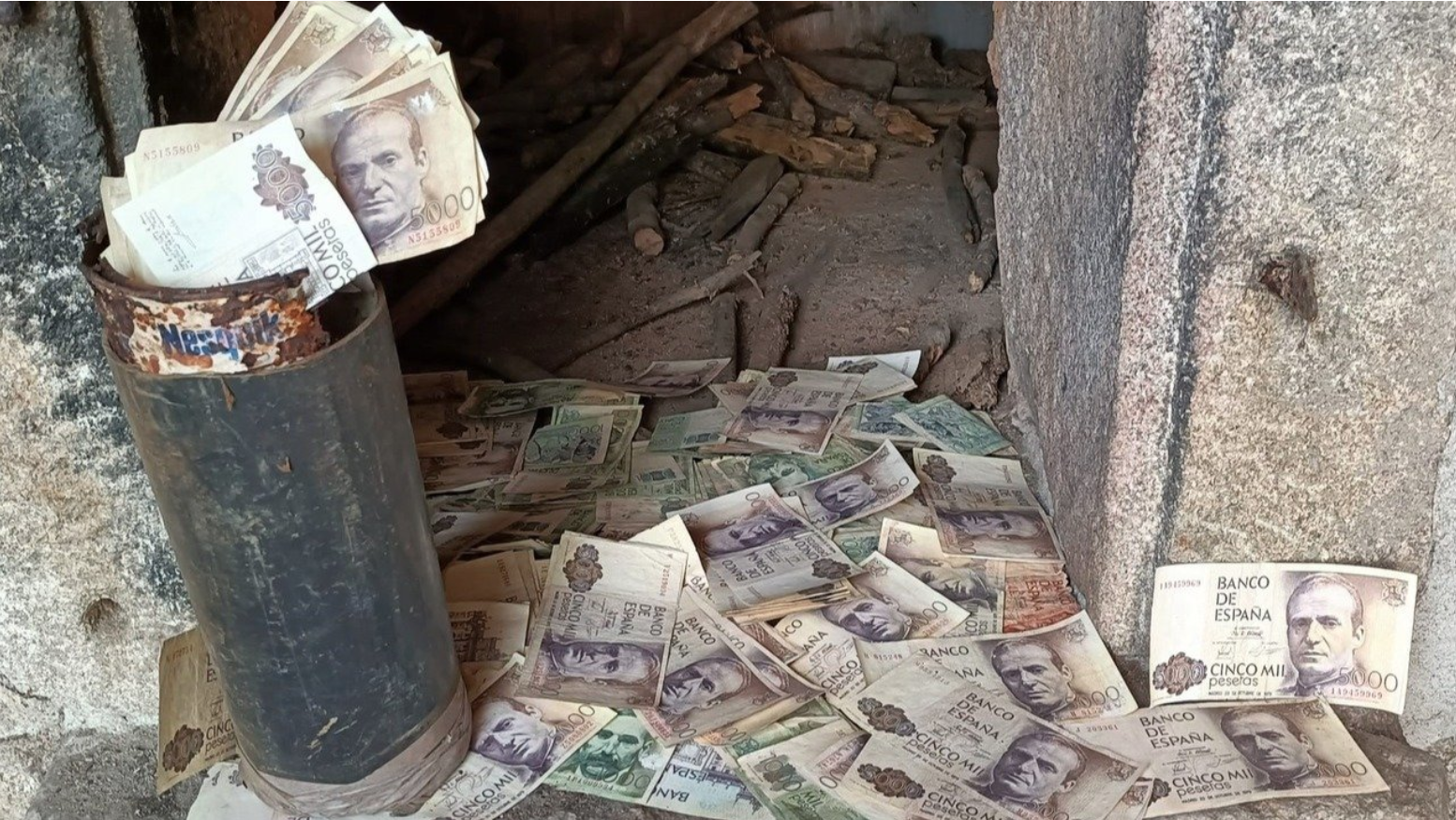 La casa llevaba cuarenta años abandonada.