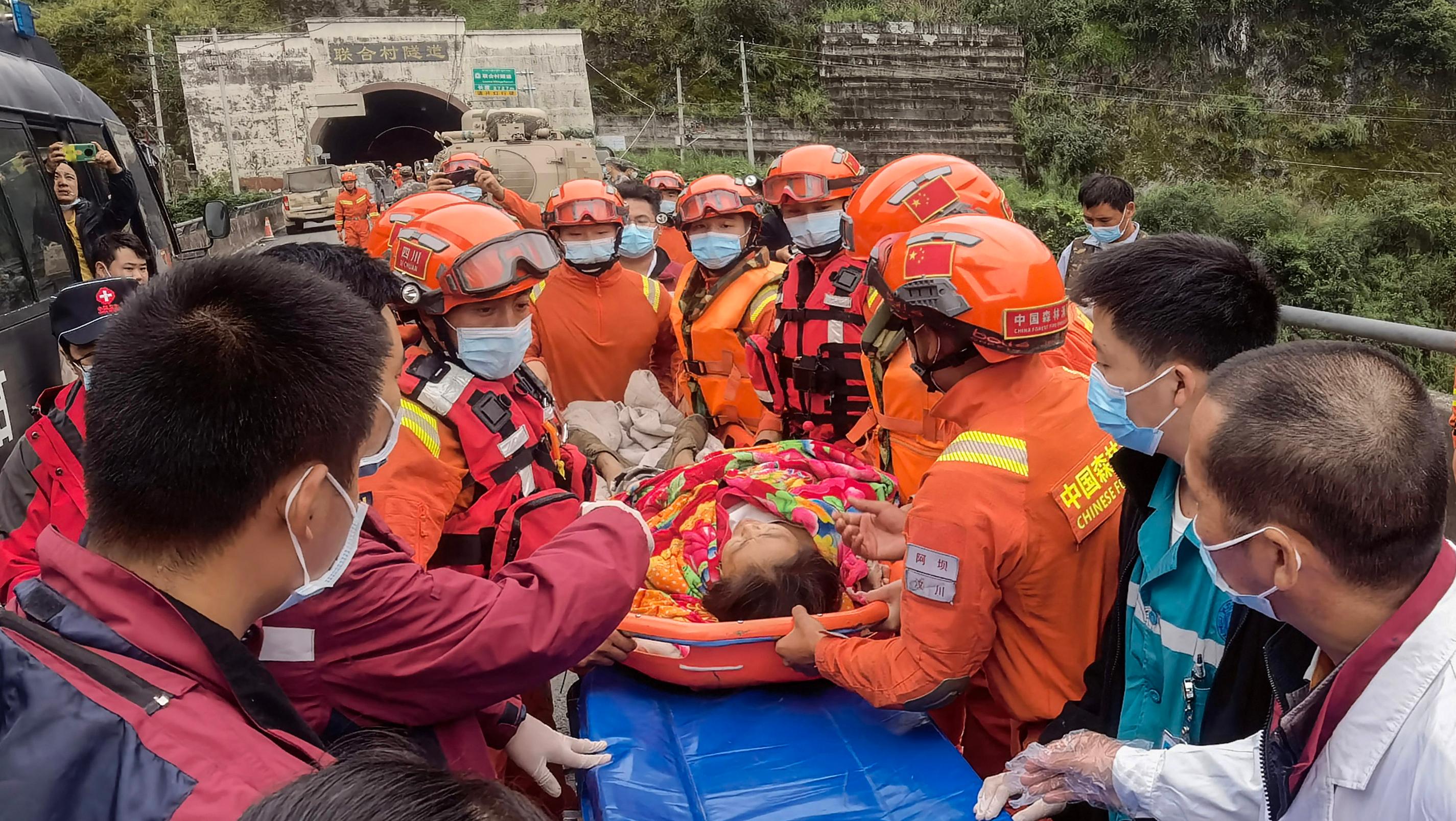 El terremoto se produjo este lunes en la provincia de Sichuan, en China (Télam).