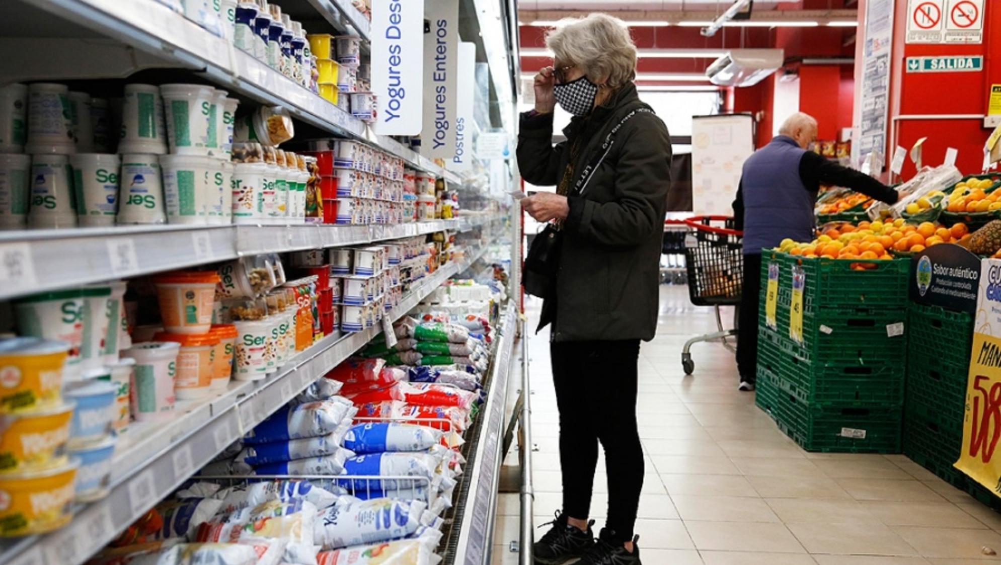 El incremento interanual a agosto en los alimentos fue de 87,18%, según cálculos de privados (Archivo/Télam).