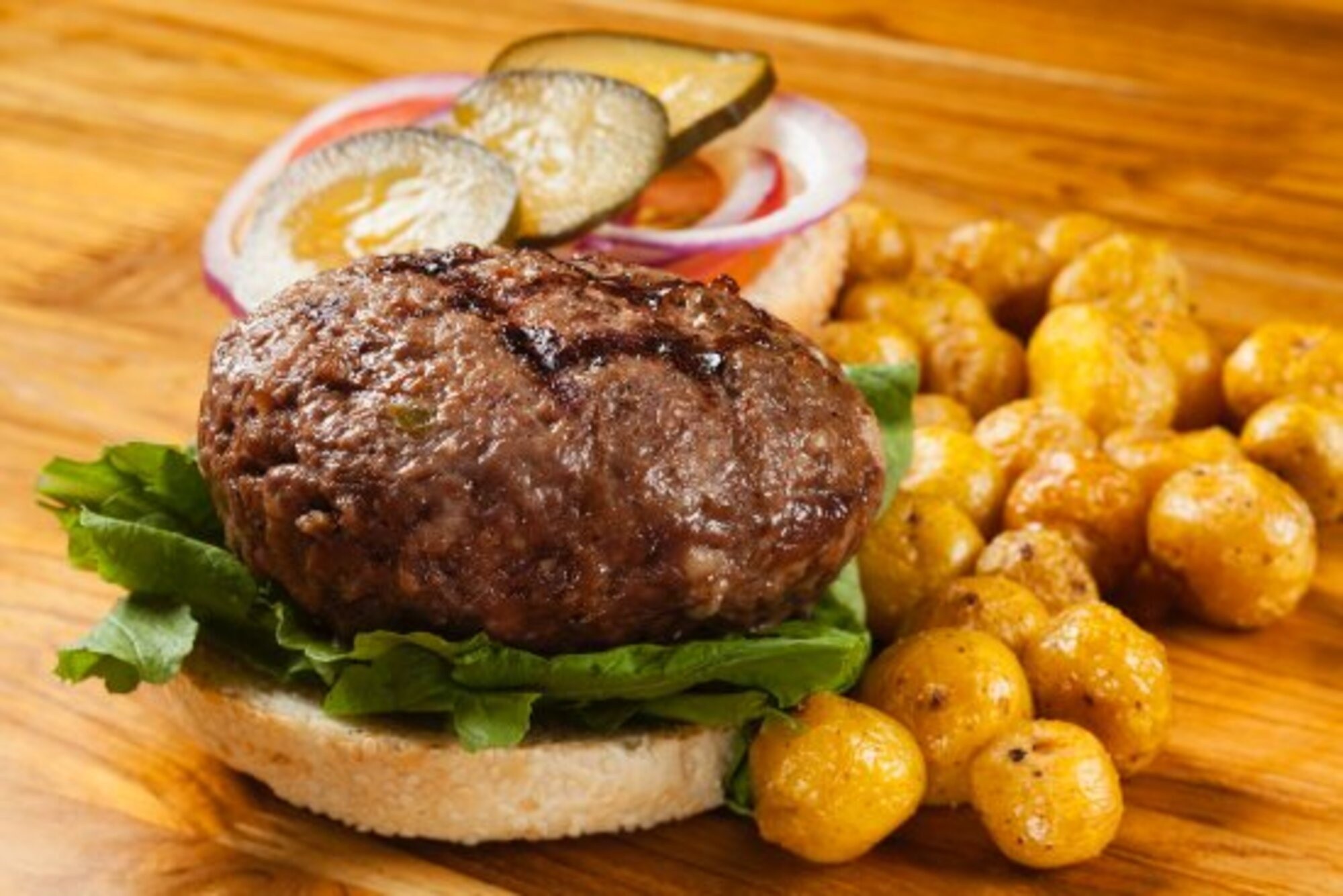 ¿Cena o merienda?: la polémica hamburguesa de un bar del conurbano bonaerense.