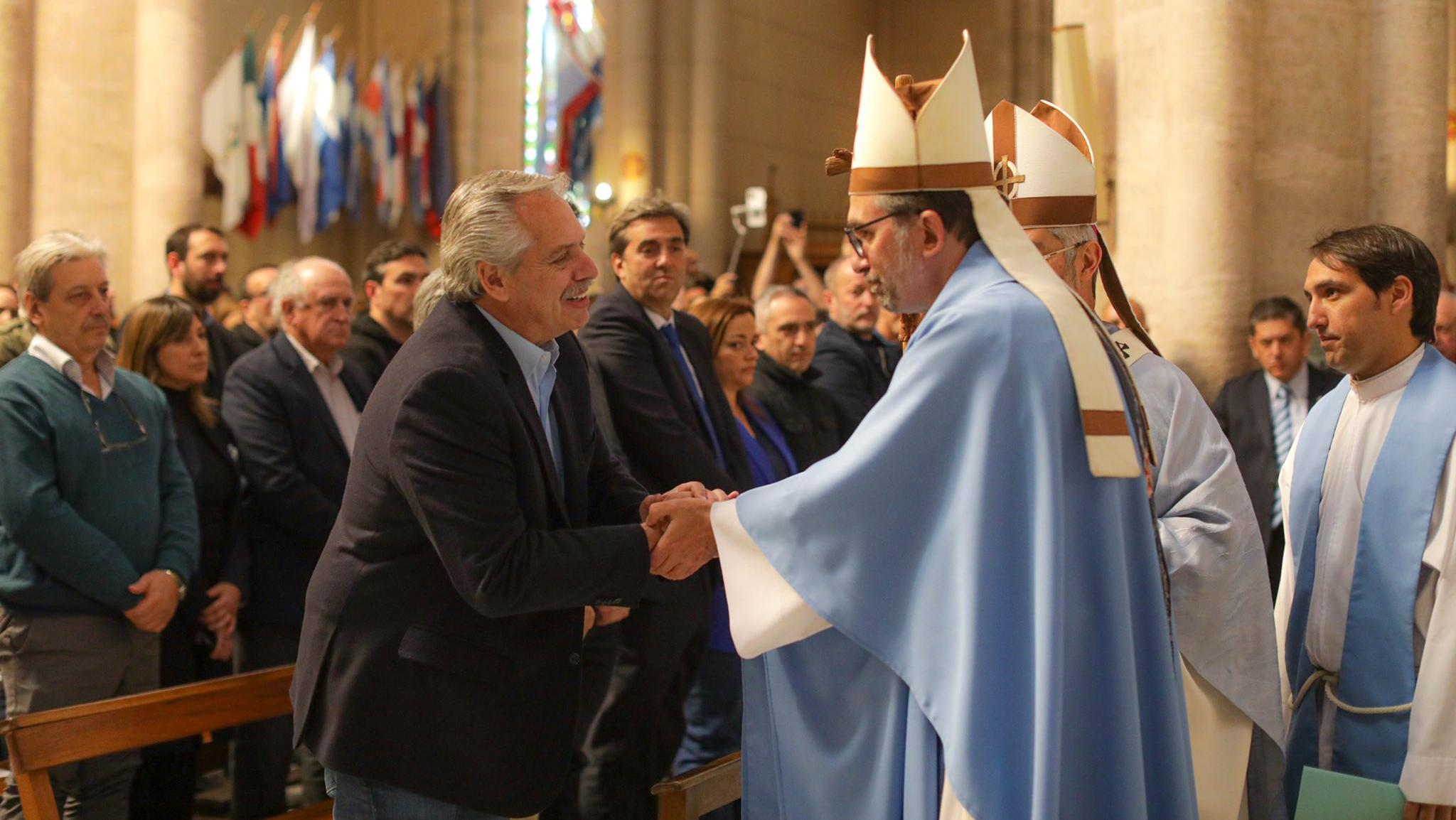 Alberto Fernández, presente en la misa.