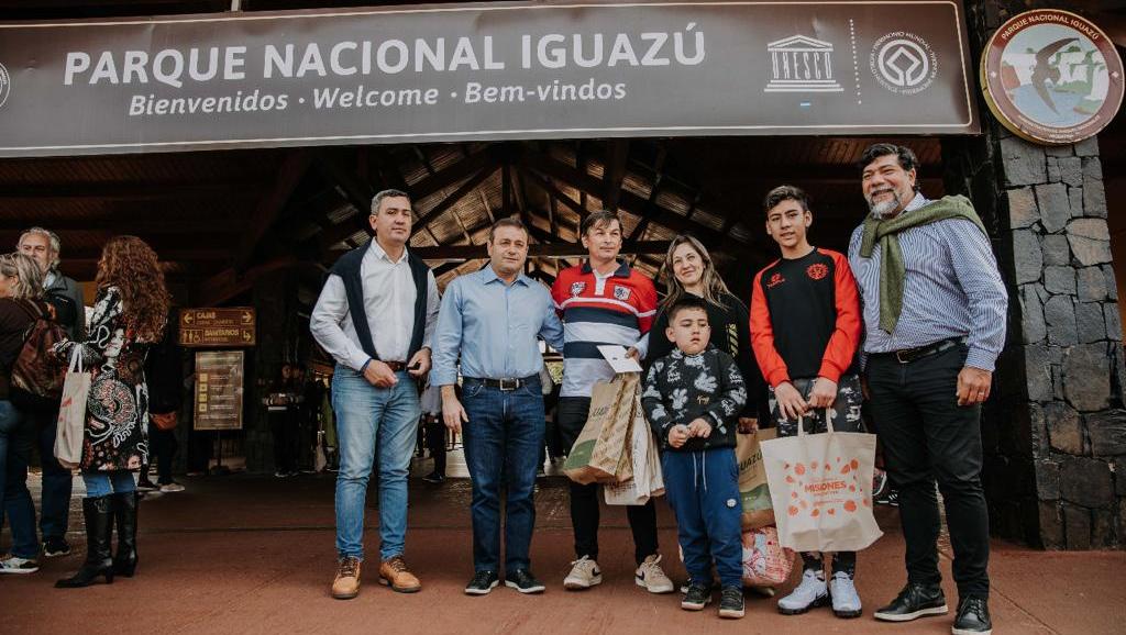 Llegó el turista un millón a Iguazú.