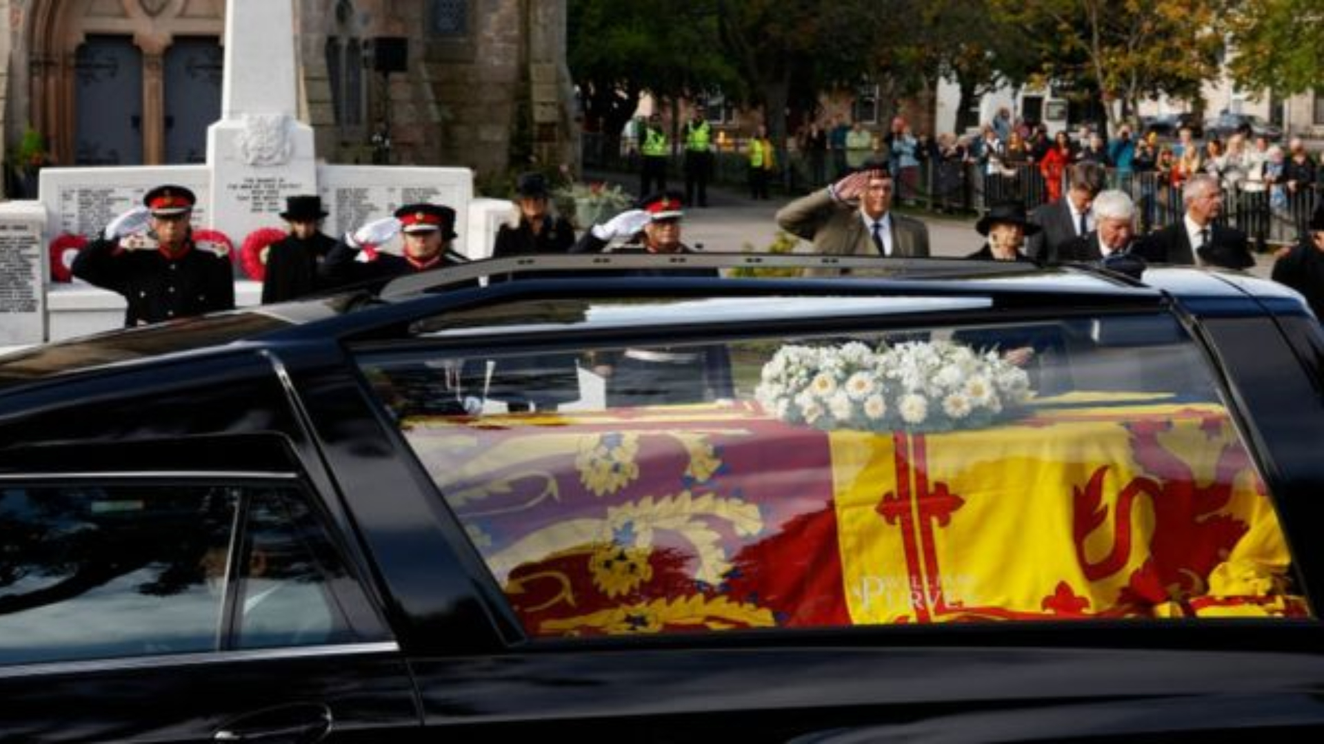 La última despedida de la Reina Isabel II en Escocia (Foto: BBC)