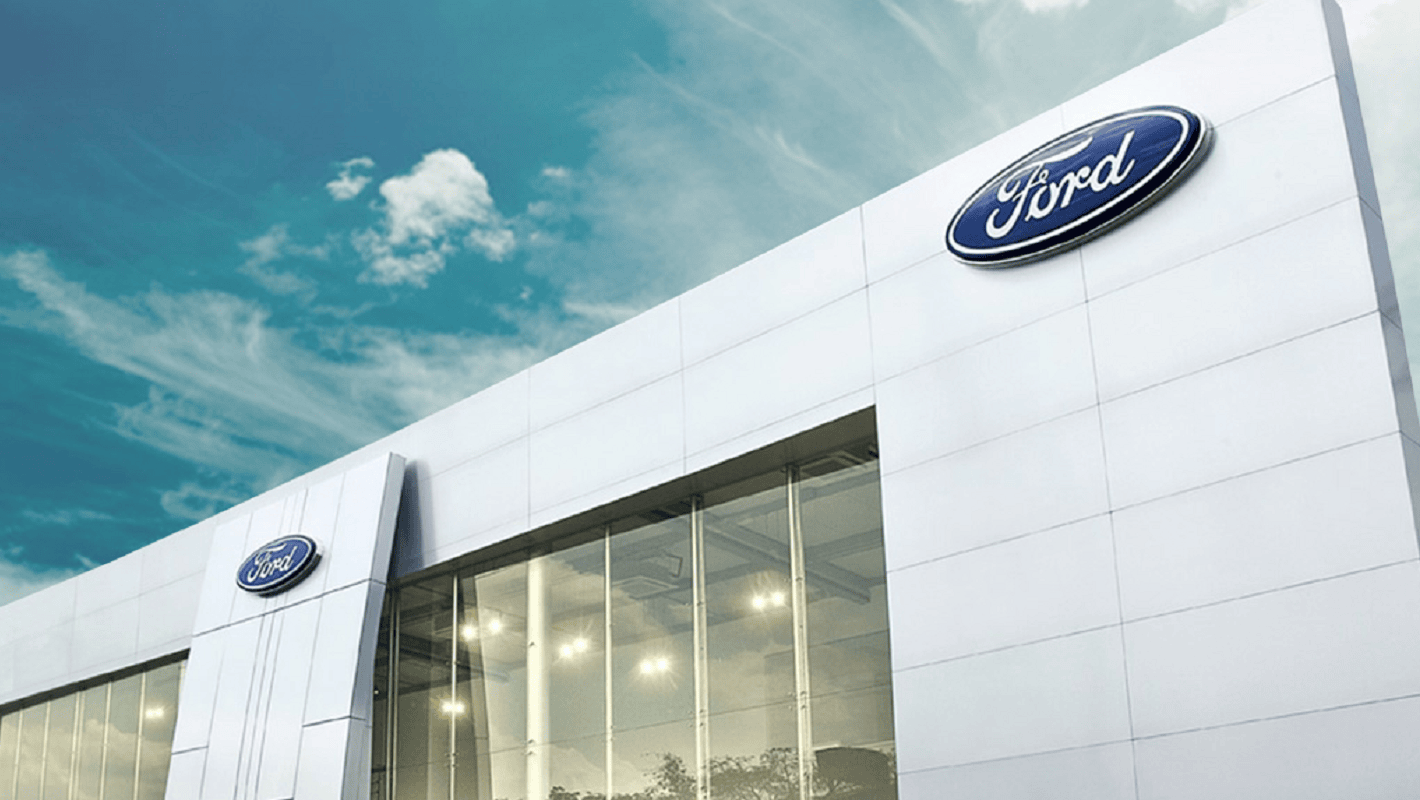 Ford busca sumar empleados con secundario completo a sus filas y ofrece sueldos de hasta $136.000: conocé cómo postularse y las vacantes