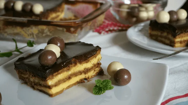 La clásica tarta de flan con chocolate.