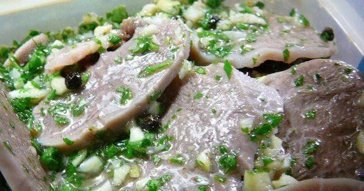 La tradicional lengua a la vinagreta.