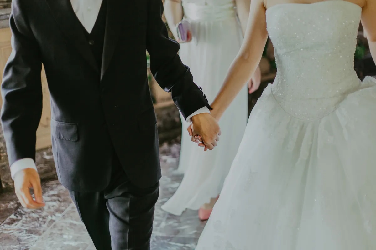 Planeó todo para encararlos el día de su boda.